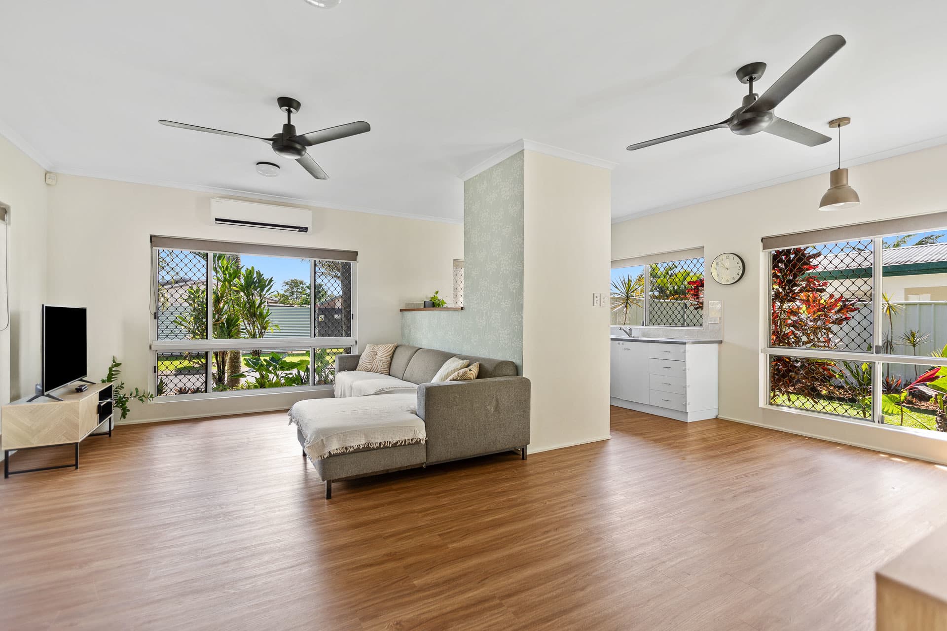 9 Hammond Court, Mooroobool, Mooroobool - Thumbnail 2