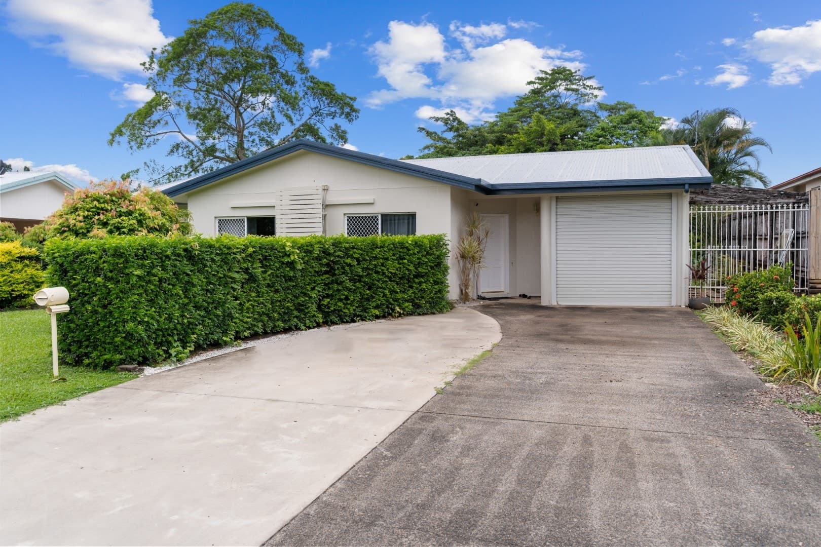 7 Bellbush Close, Mount Sheridan, Mount Sheridan - Image 1