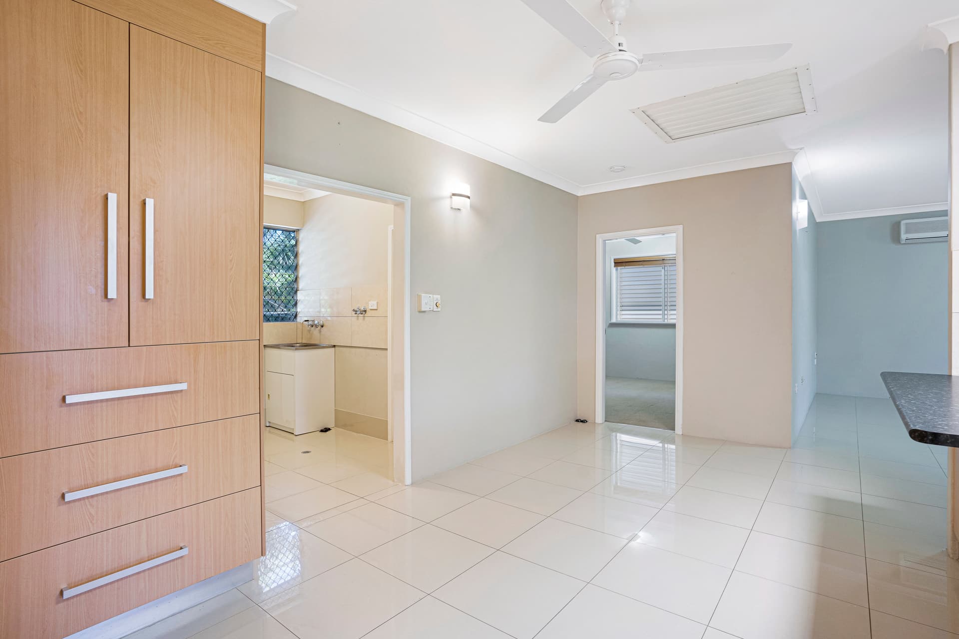 168 Toogood Road, Bayview Heights, Bayview Heights - Thumbnail 4