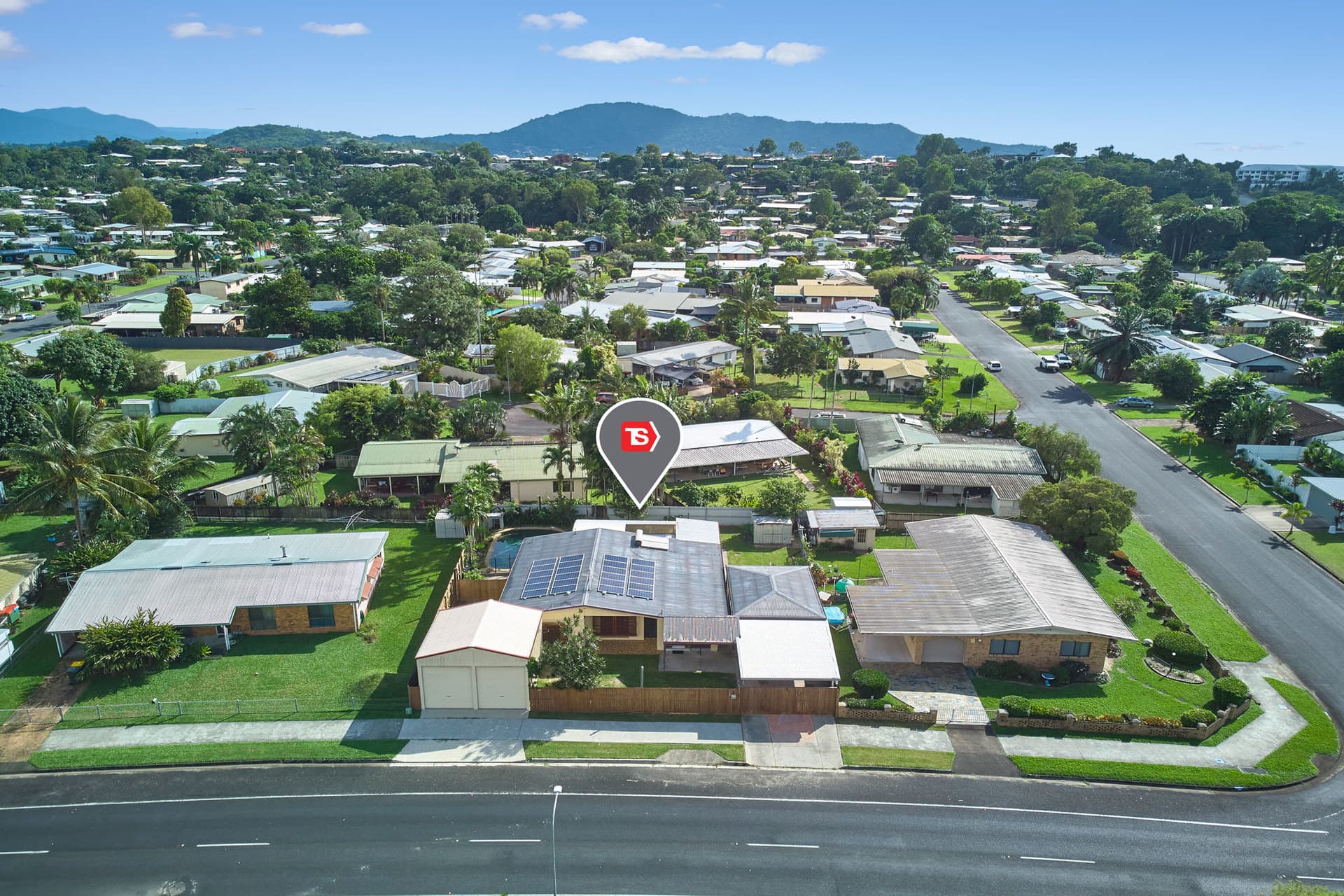 18 Sunflower Drive, Mooroobool, Mooroobool - Thumbnail 2