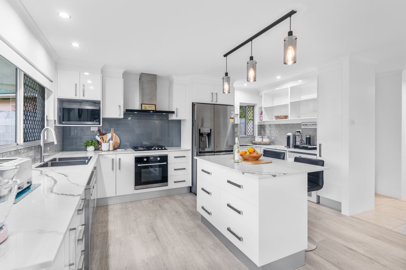 9 Spartan Close, Edmonton, Edmonton - Thumbnail 6