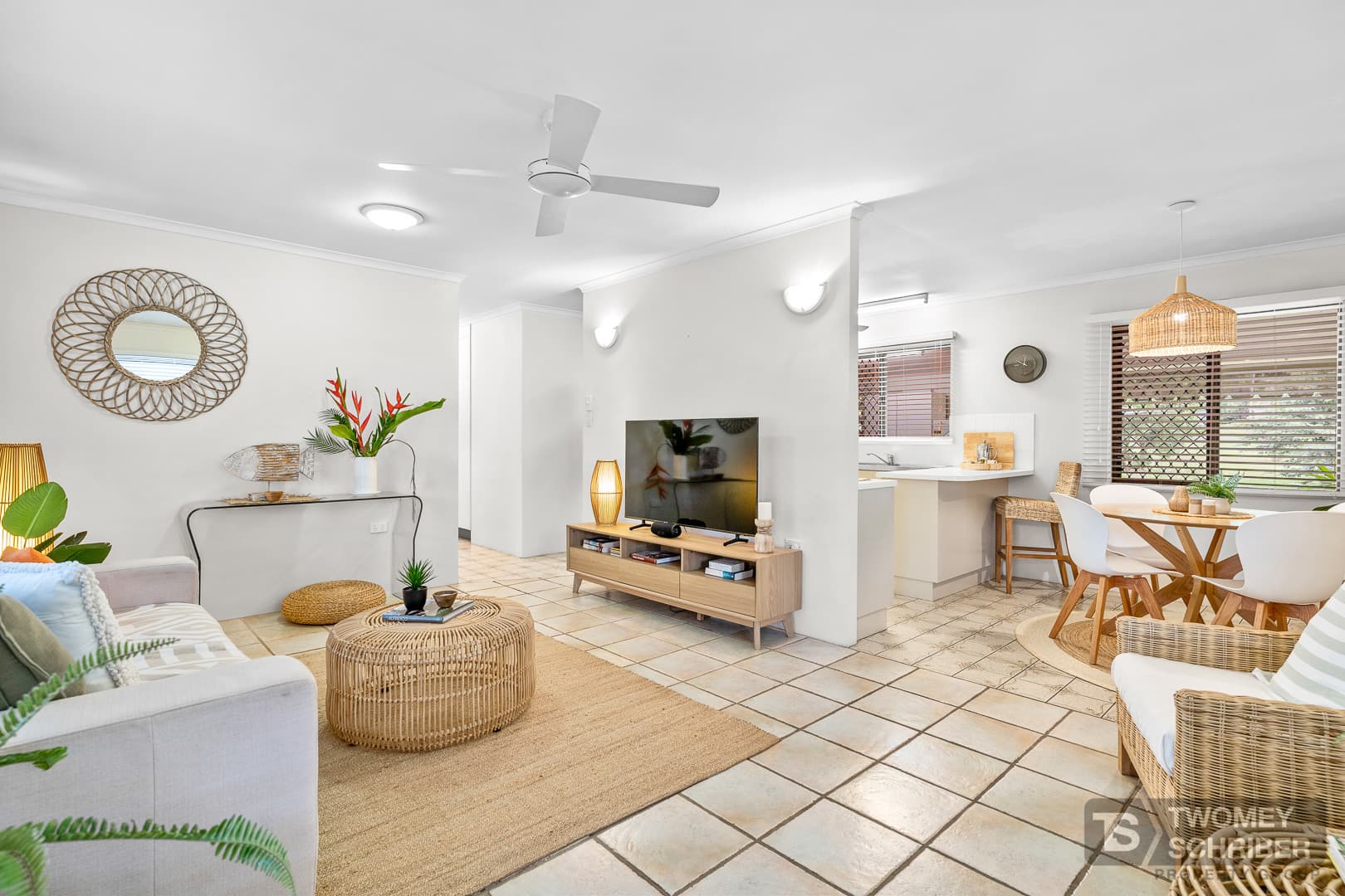 73 Irene Street, Mooroobool, Mooroobool - Thumbnail 3