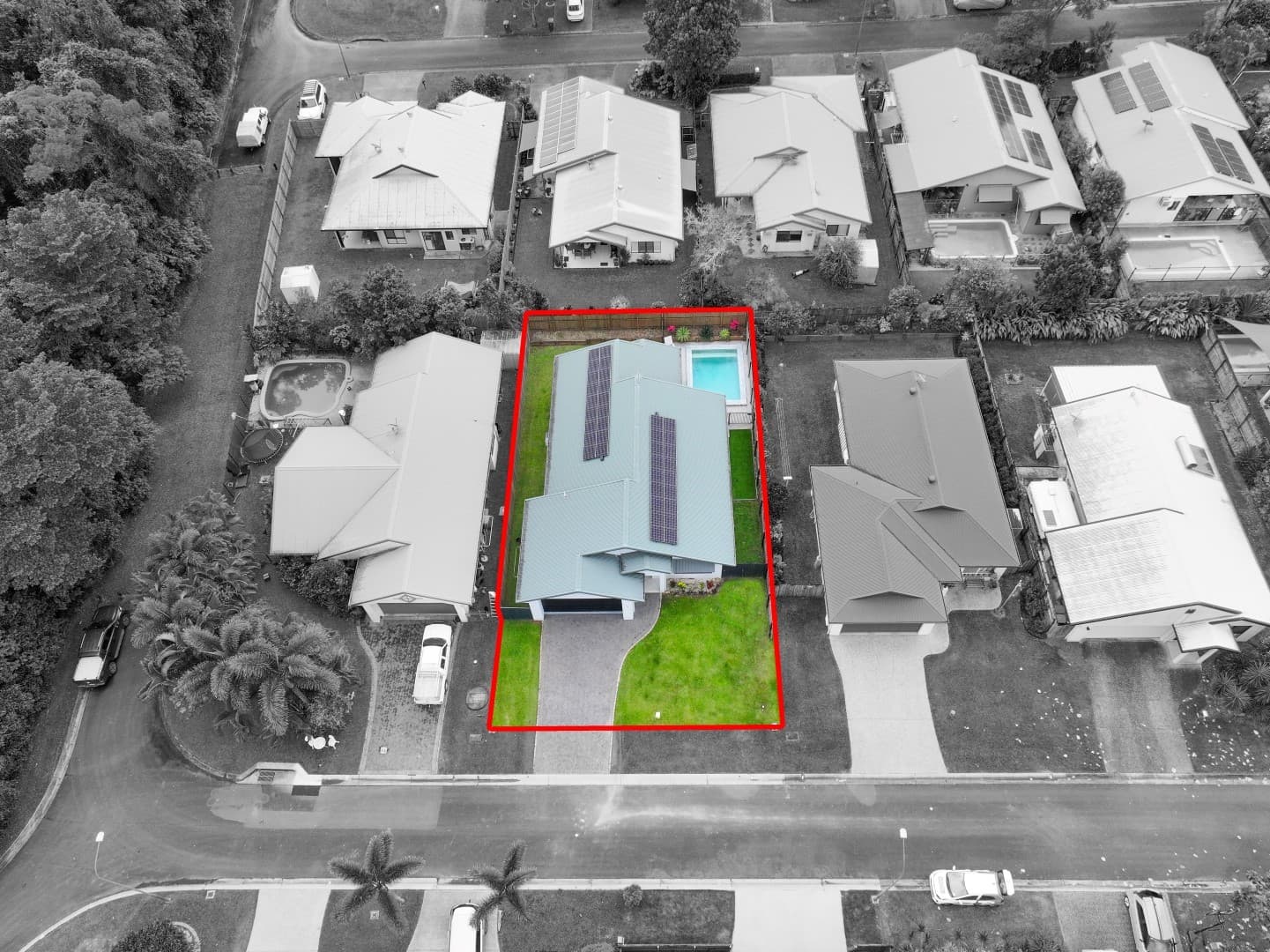 12 Goodhew Close, Bentley Park, Bentley Park - Thumbnail 4