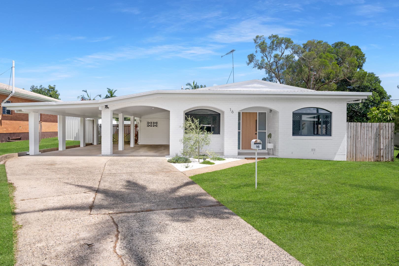 16 Primrose Street, Mooroobool, Mooroobool - Image 1