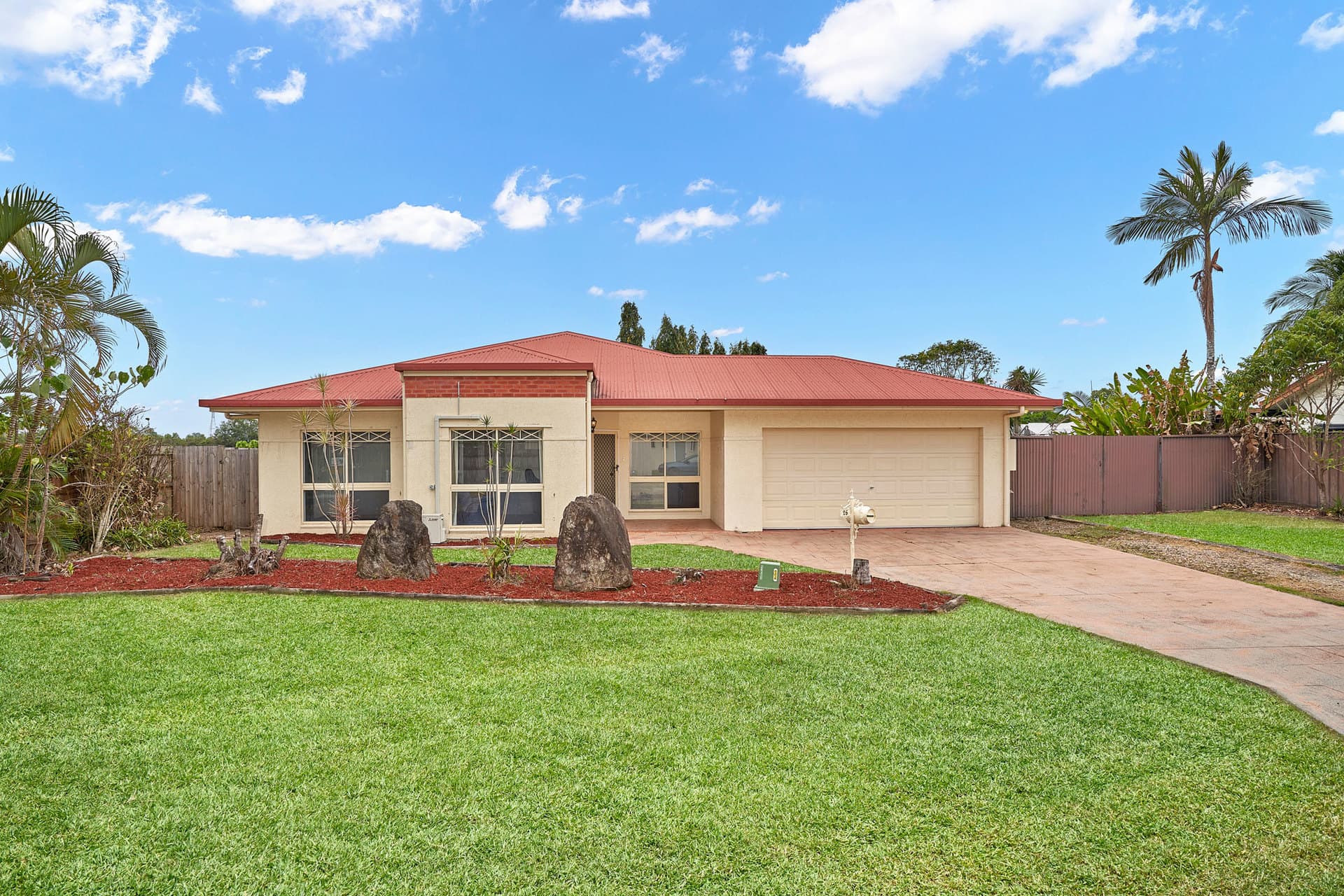 26 Harlequin Street, White Rock, White Rock - Image 1