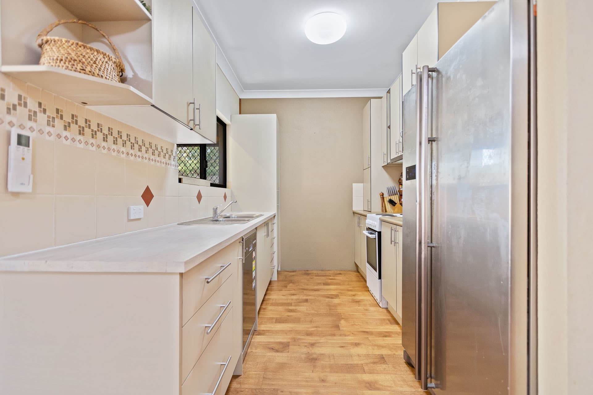 2 Burleigh Close, Kewarra Beach, Kewarra Beach - Thumbnail 5