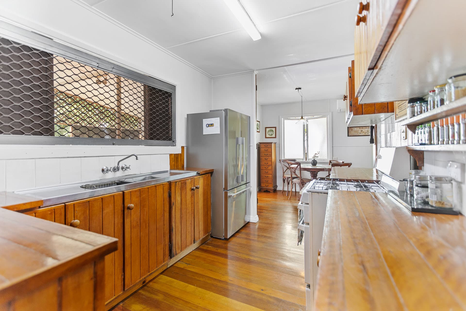 56 Miles Street, Manoora, Manoora - Thumbnail 8