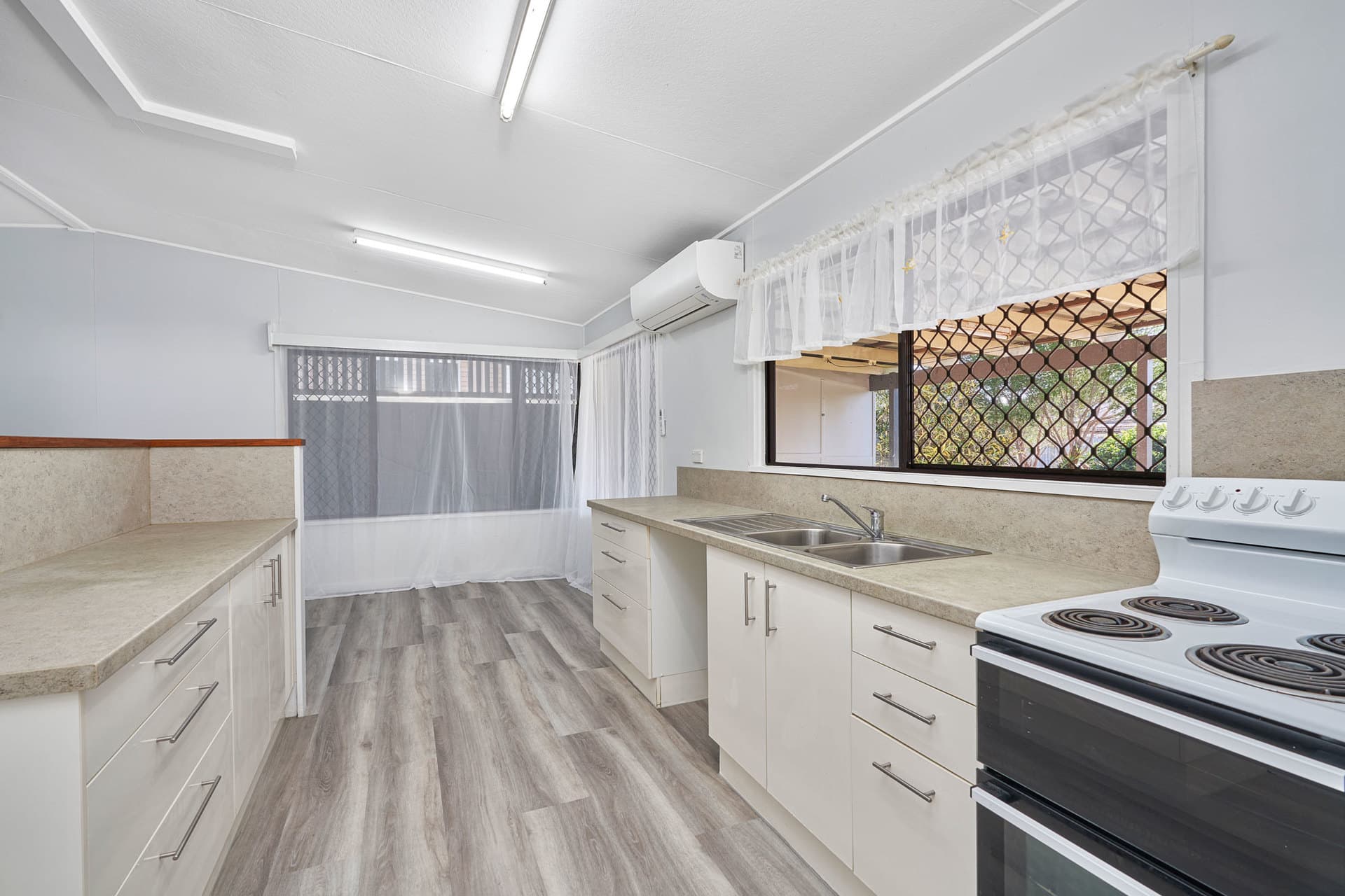 28 Vandeleur Street, Earlville, Earlville - Thumbnail 4
