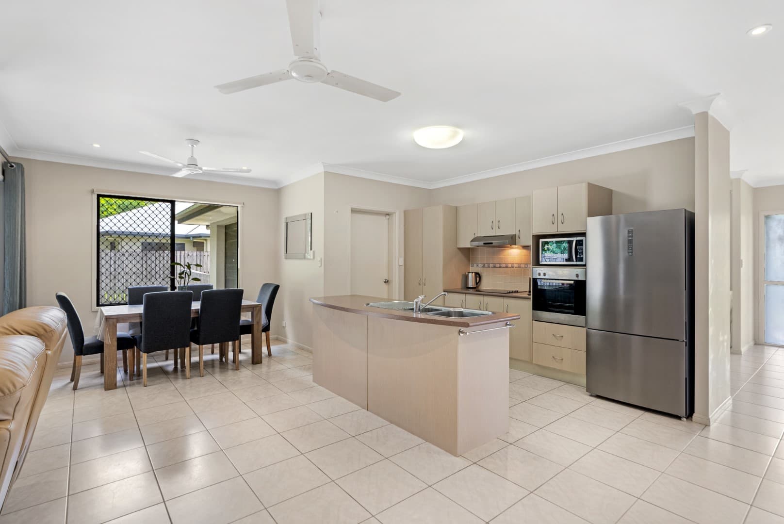 25 Altona Street, Bentley Park, Bentley Park - Thumbnail 3
