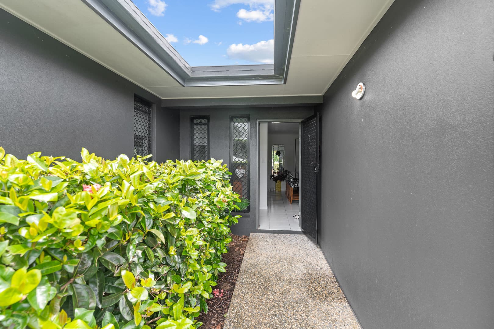 5 Pyrite Place, Edmonton, Edmonton - Thumbnail 2
