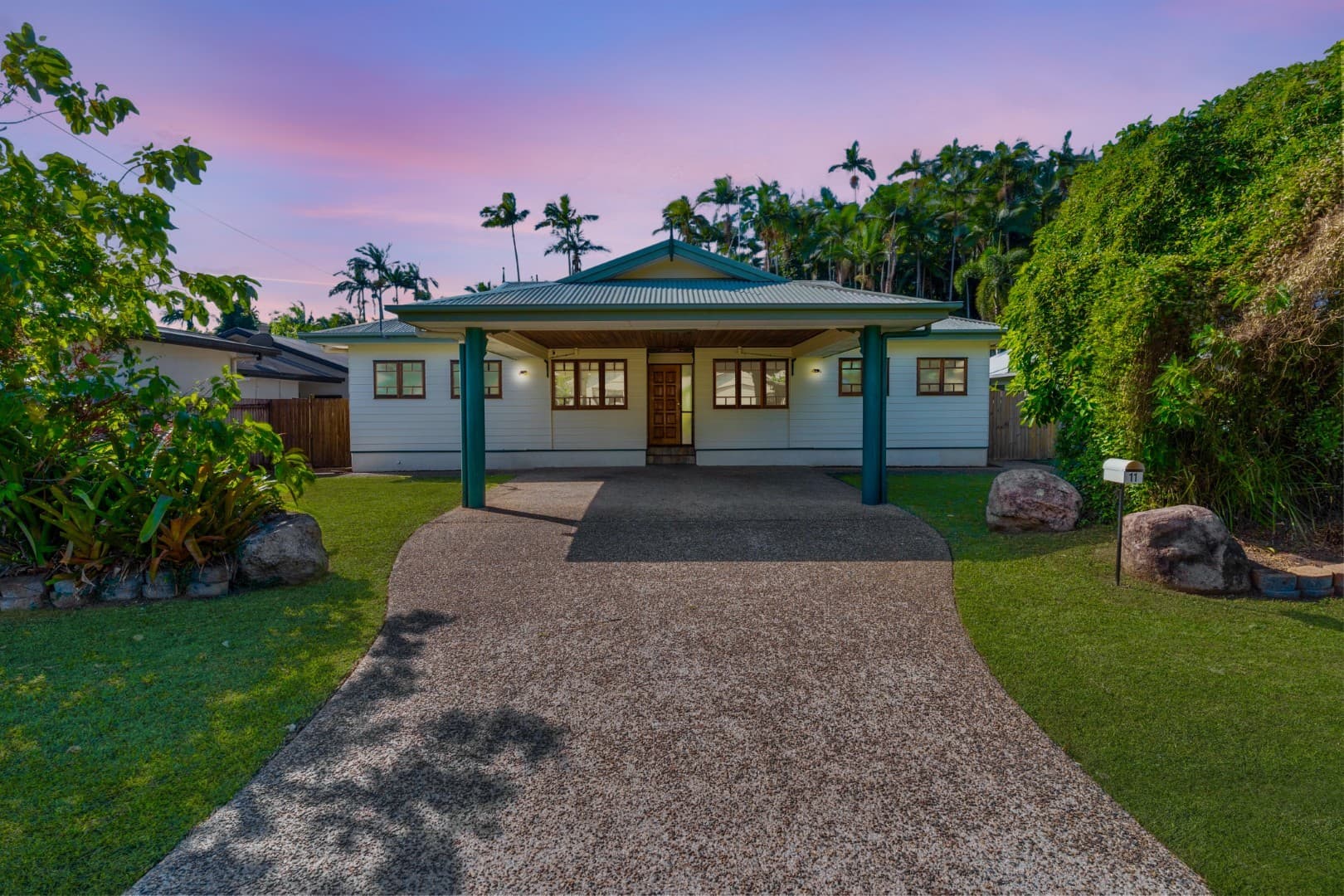 11 Jordan Close, Mooroobool, Mooroobool - Thumbnail 3