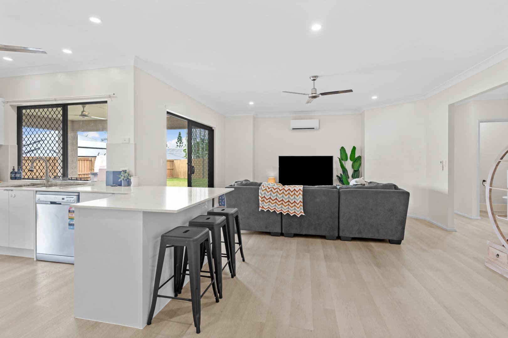 13 Bambusa Terrace, Mount Sheridan, Mount Sheridan - Thumbnail 6