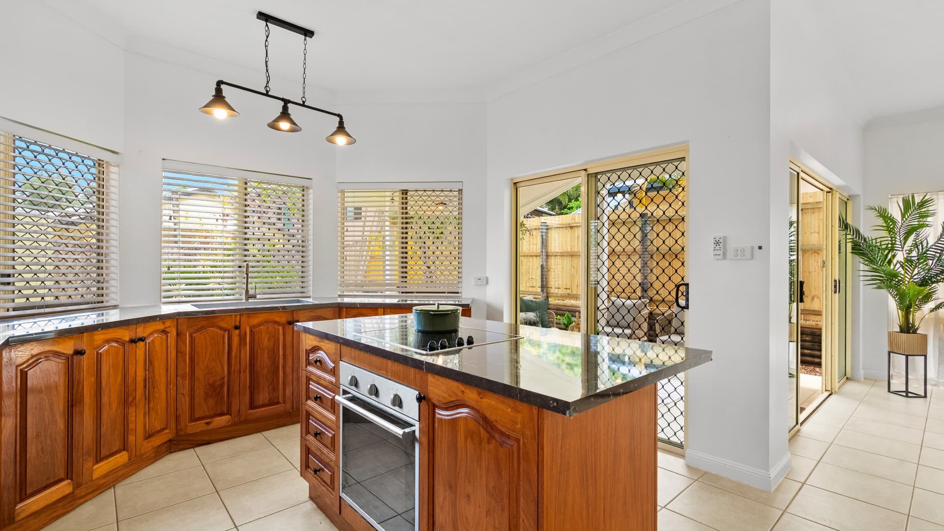 34 Alpinia Terrace, Mount Sheridan, Mount Sheridan - Thumbnail 5
