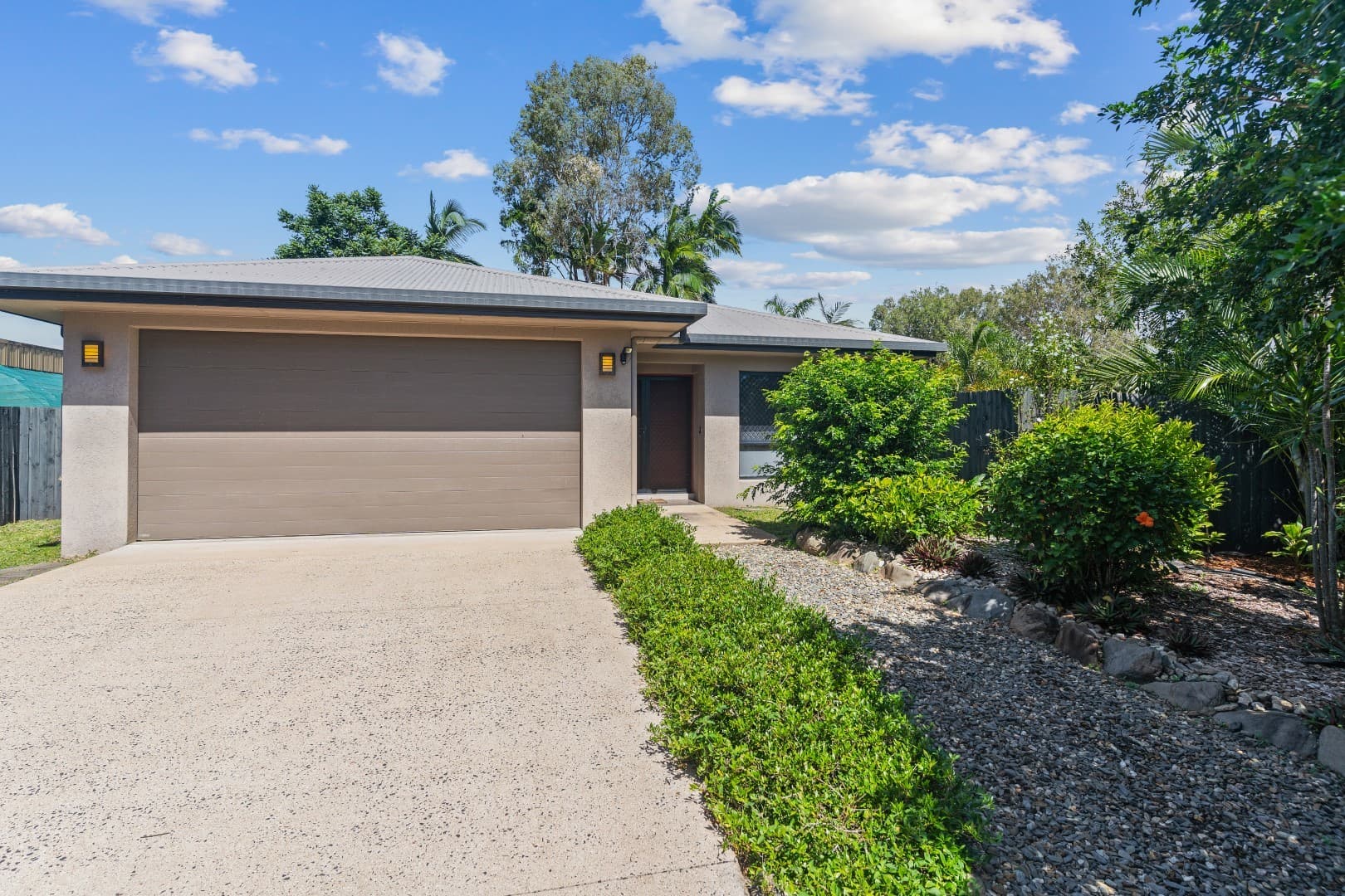 19 Tee Street, Yorkeys Knob, Yorkeys Knob - Image 1