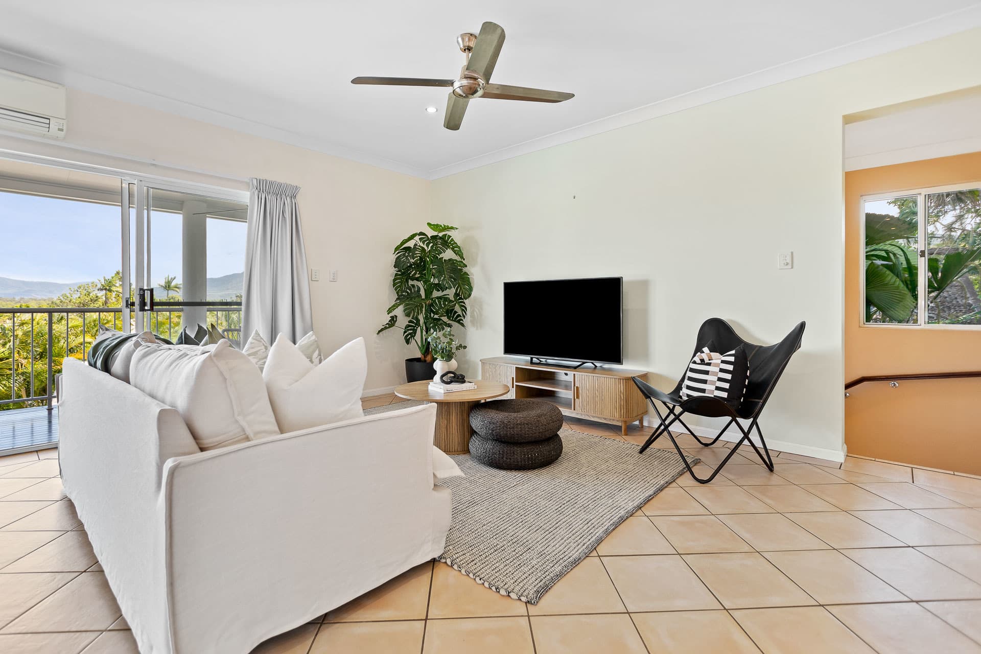 5 Thornton Court, White Rock, White Rock - Thumbnail 4