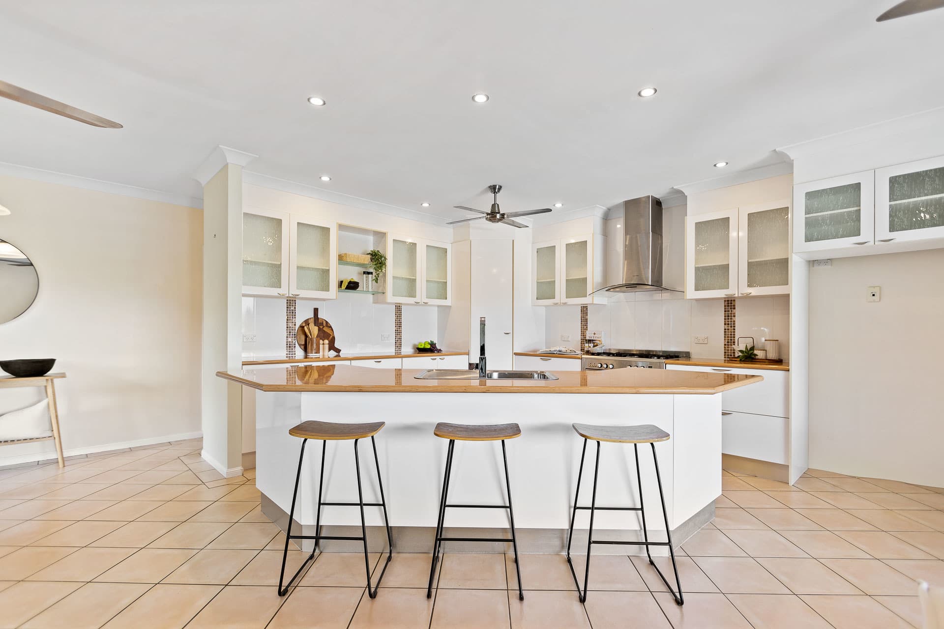 5 Thornton Court, White Rock, White Rock - Thumbnail 8