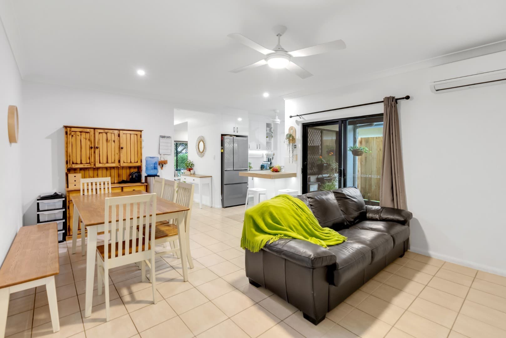14 Opaline Close, Brinsmead, Brinsmead - Thumbnail 2