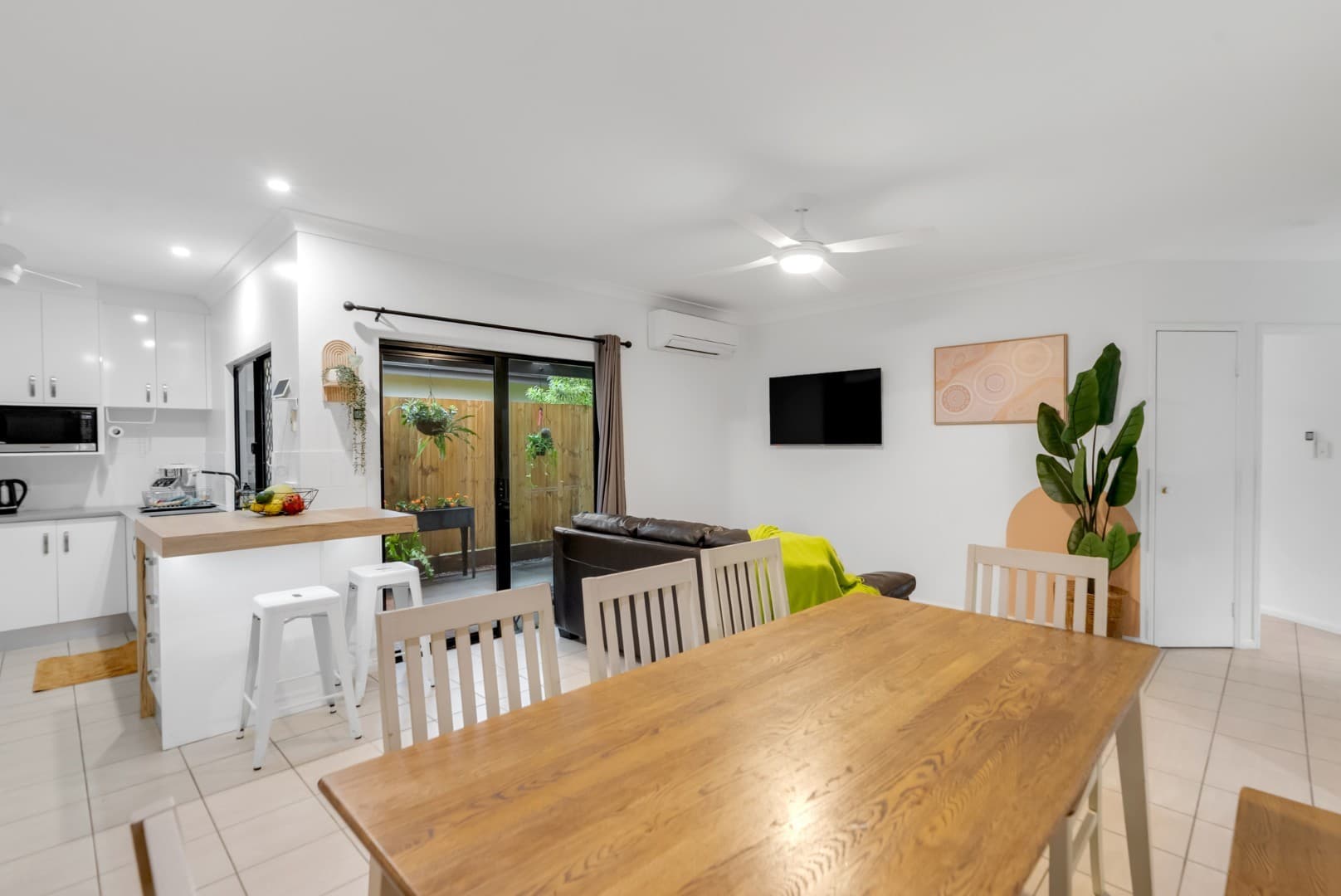 14 Opaline Close, Brinsmead, Brinsmead - Thumbnail 4