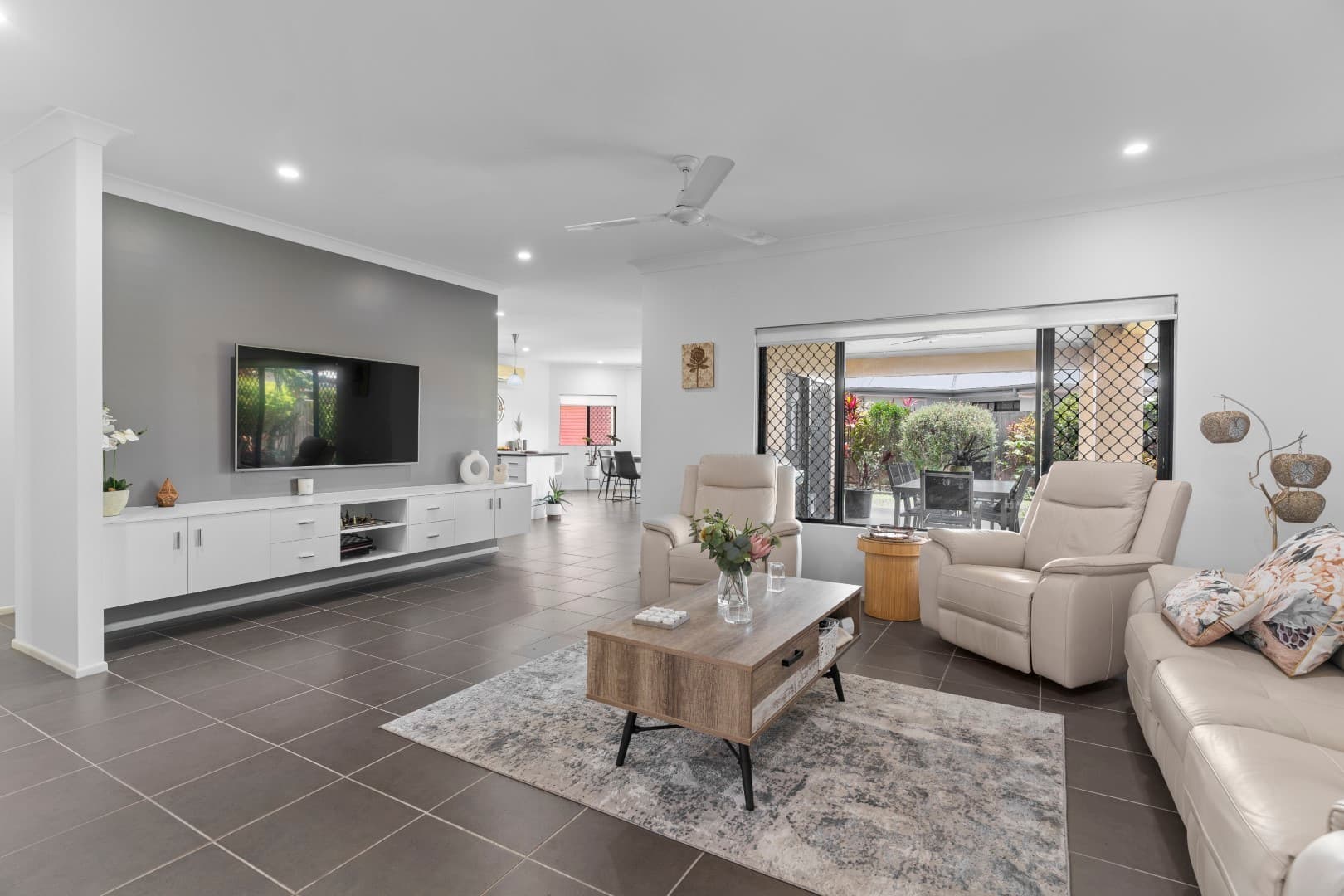 14 Montalbion Avenue, Trinity Park, Trinity Park - Image 1