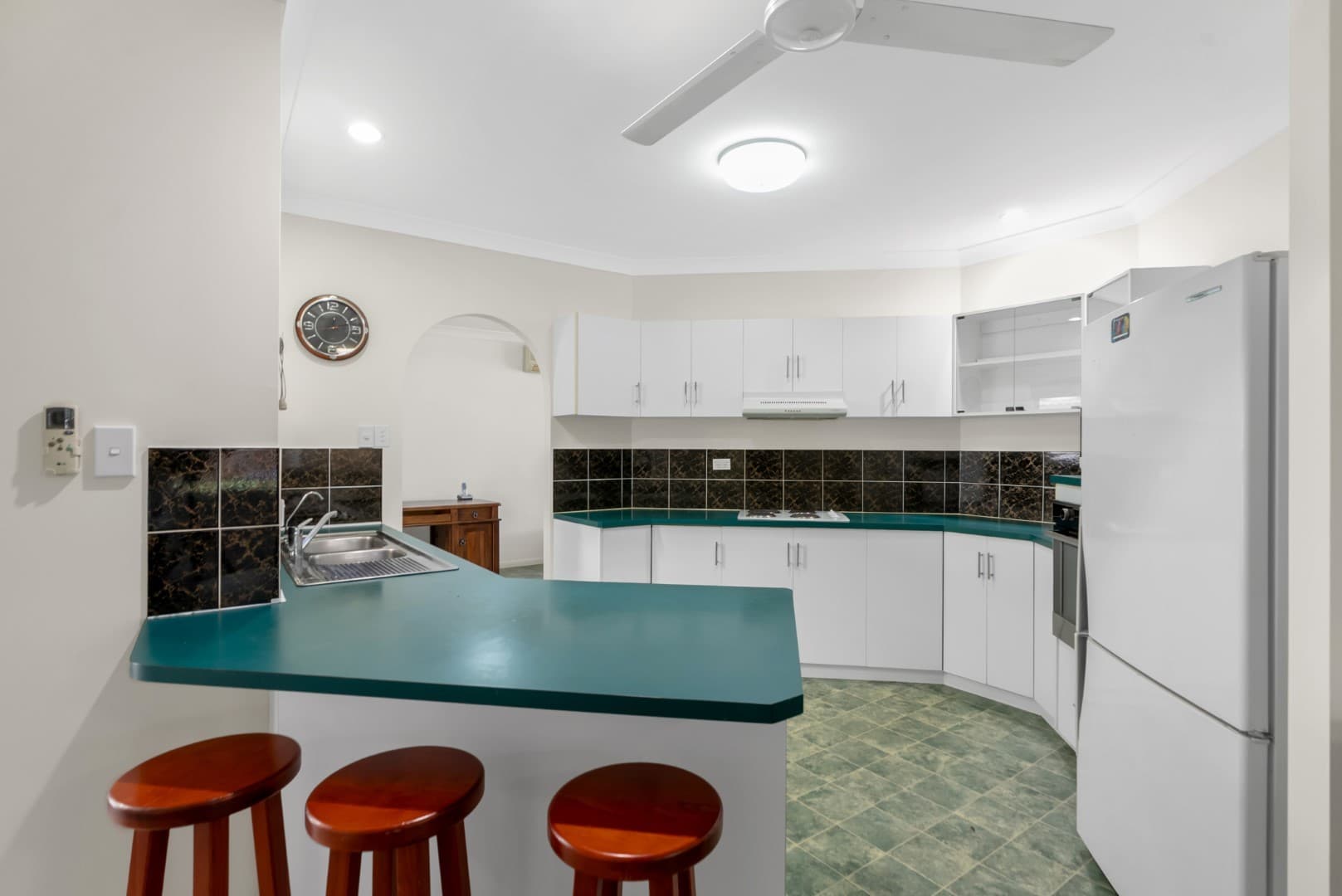 10 Emma Close, Mount Sheridan, Mount Sheridan - Thumbnail 8