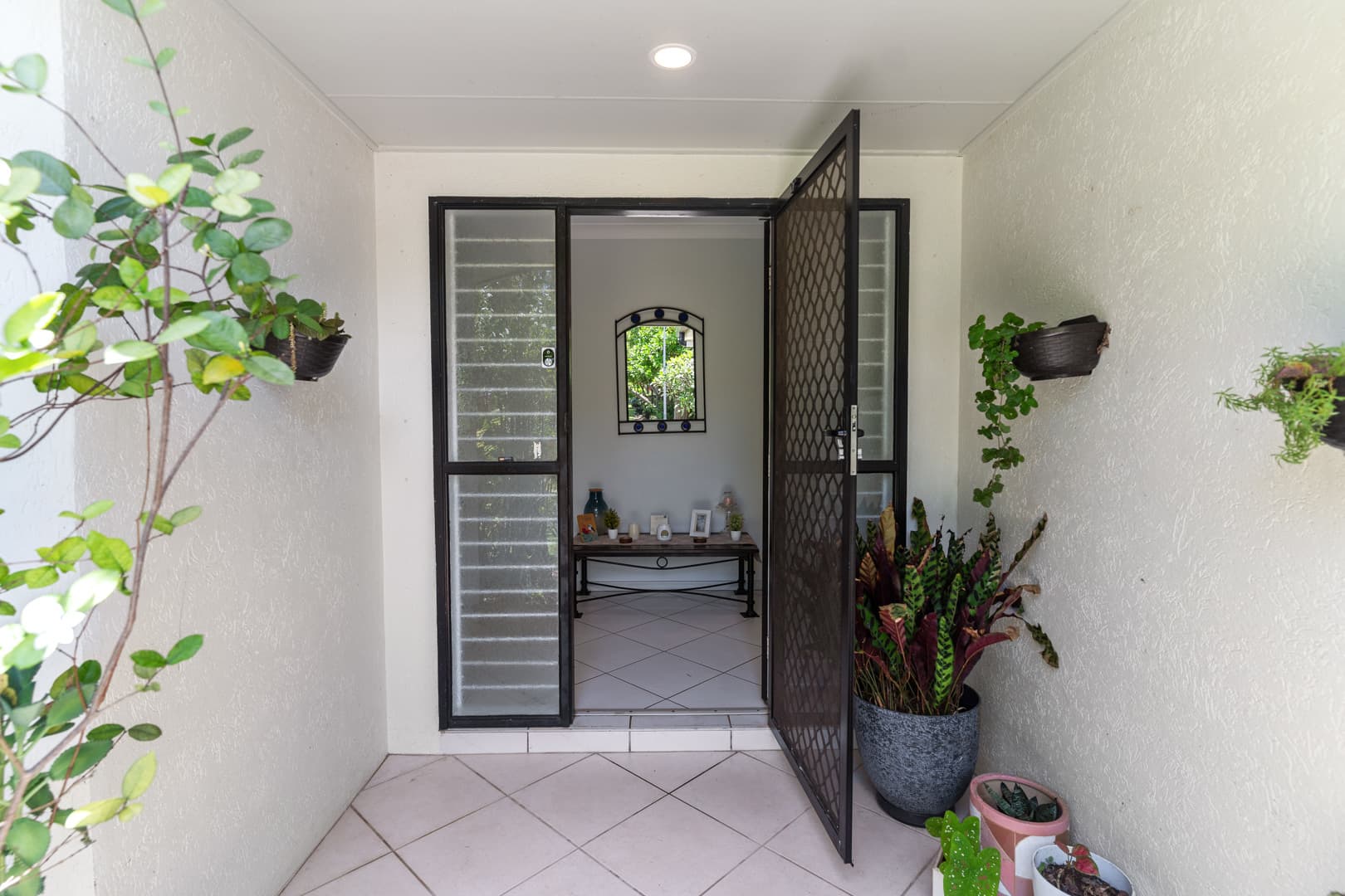 1-3 Mia Street, Kewarra Beach, Kewarra Beach - Thumbnail 2