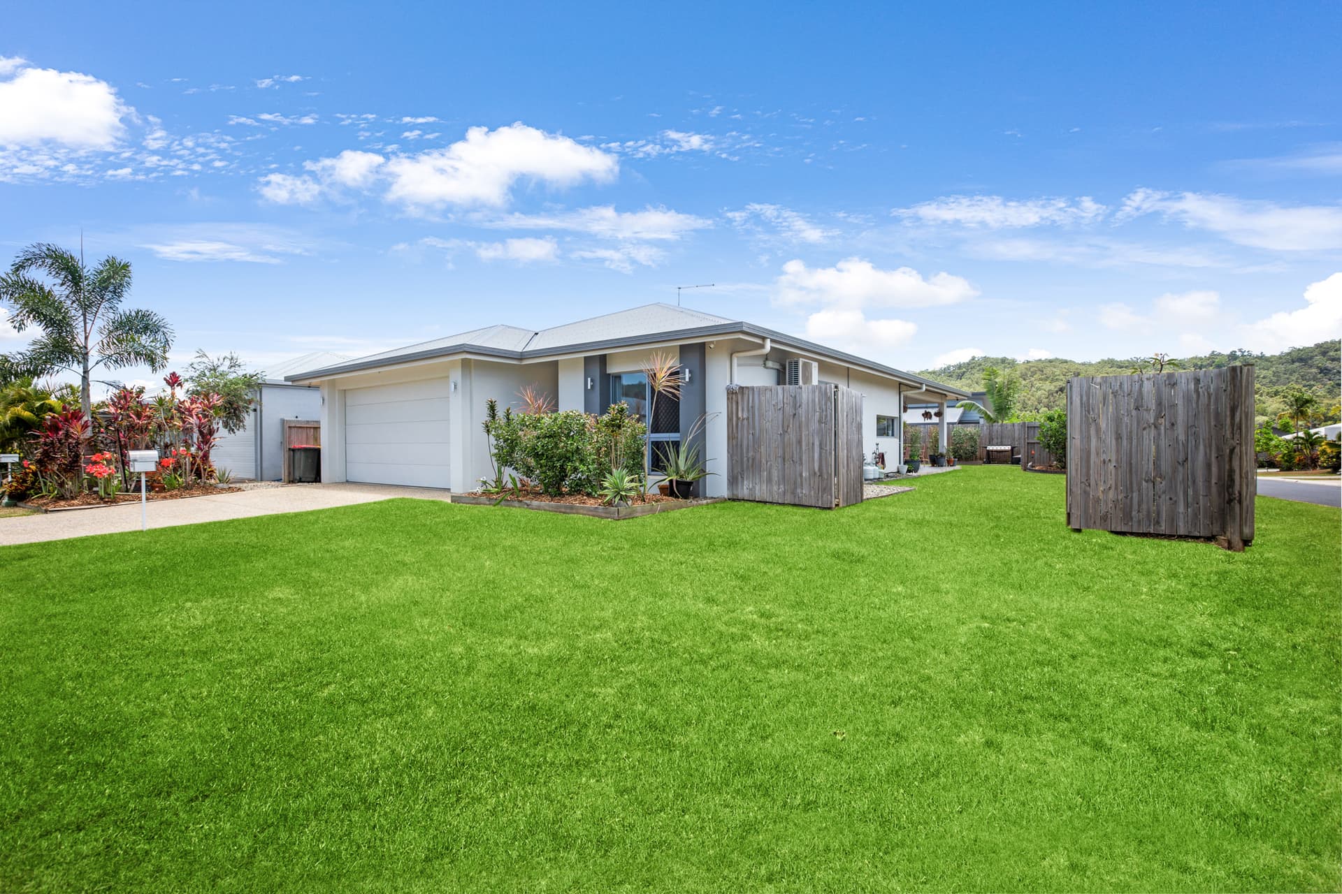10 Annan Bend, Mount Peter, Mount Peter - Image 1