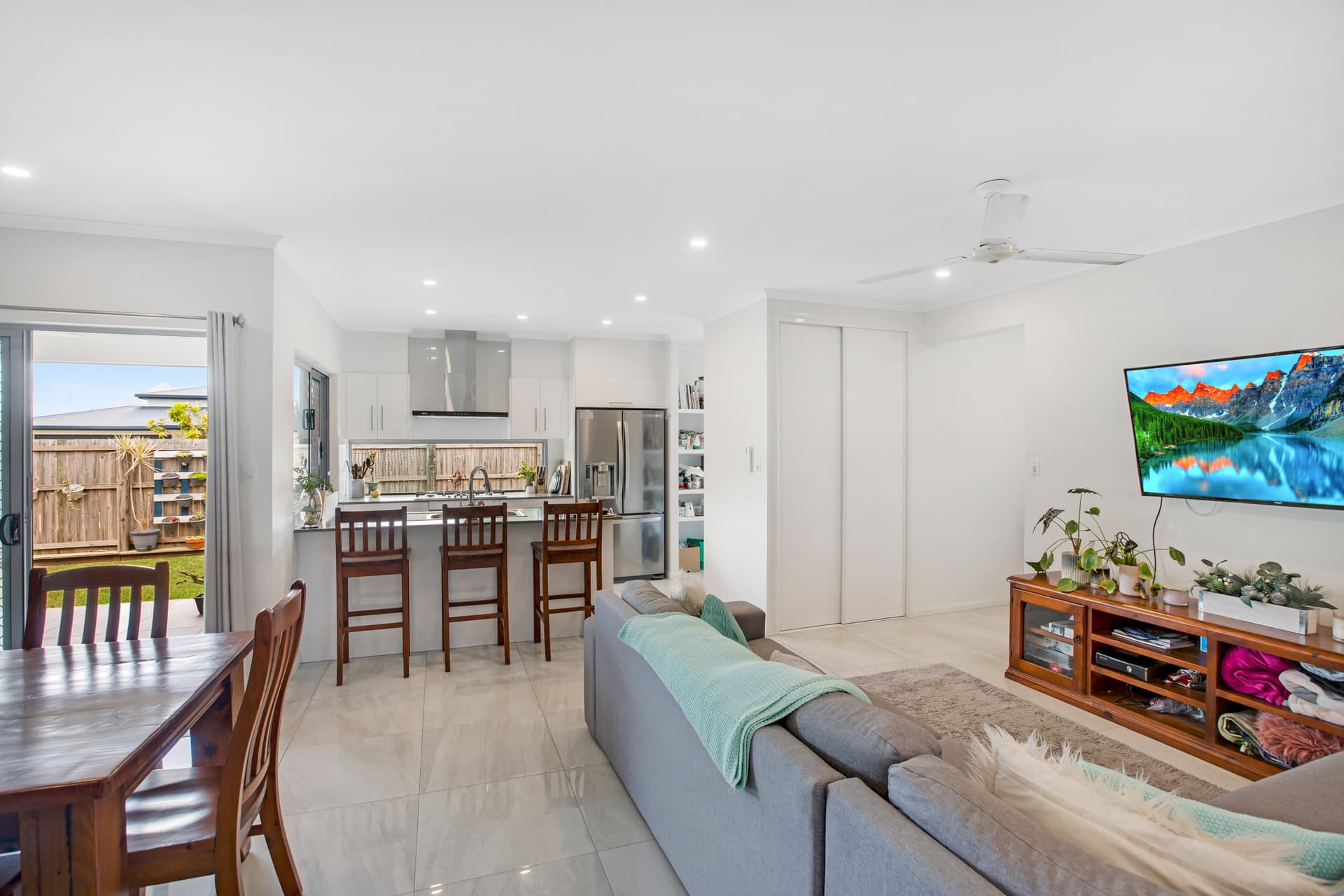 10 Annan Bend, Mount Peter, Mount Peter - Thumbnail 2