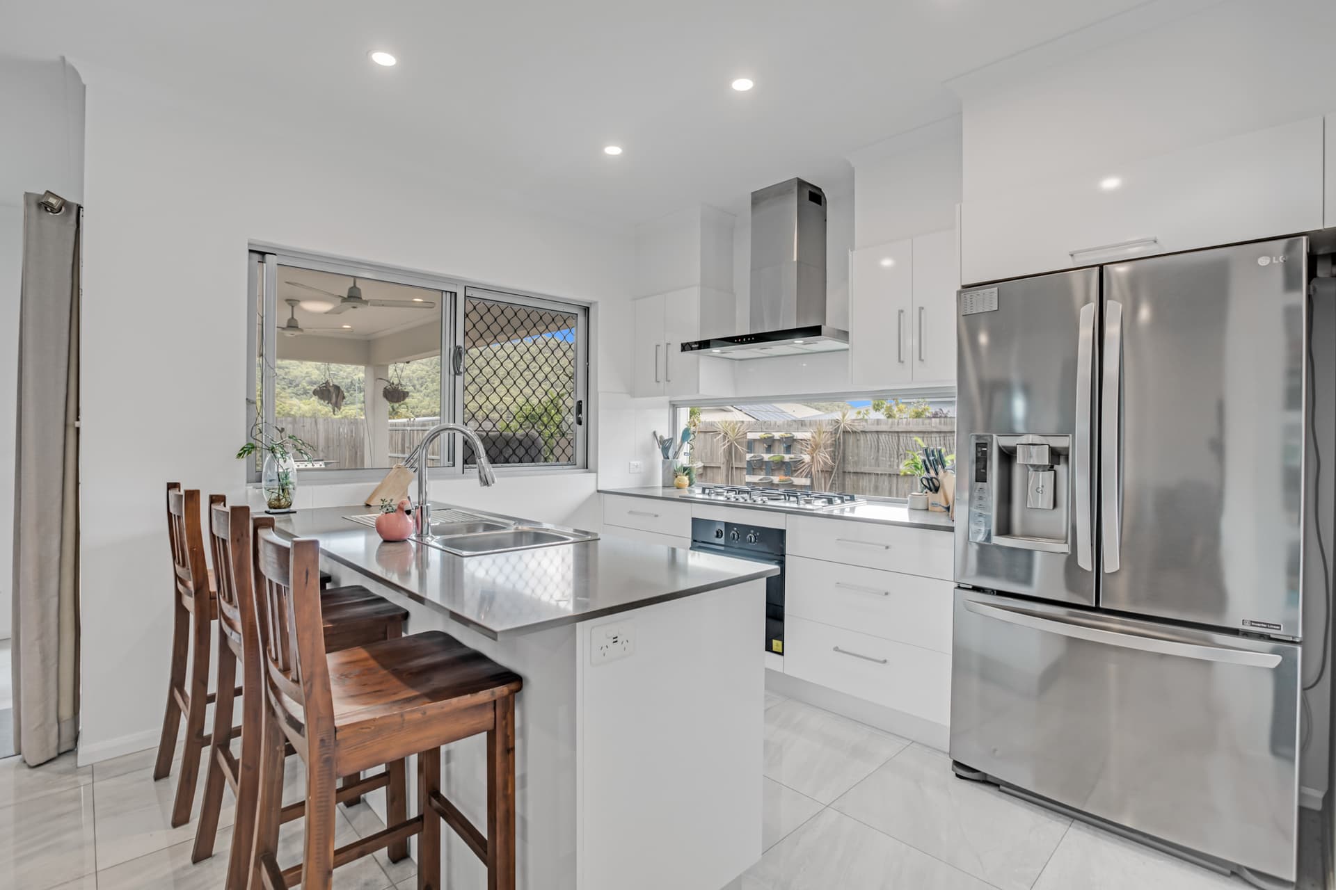 10 Annan Bend, Mount Peter, Mount Peter - Thumbnail 3