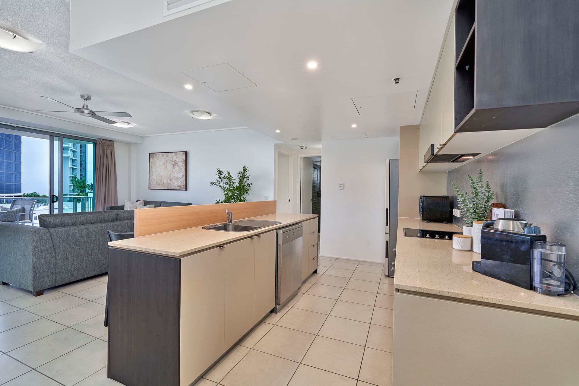 20506/2 Aplin Street, Cairns City, Cairns City - Thumbnail 4