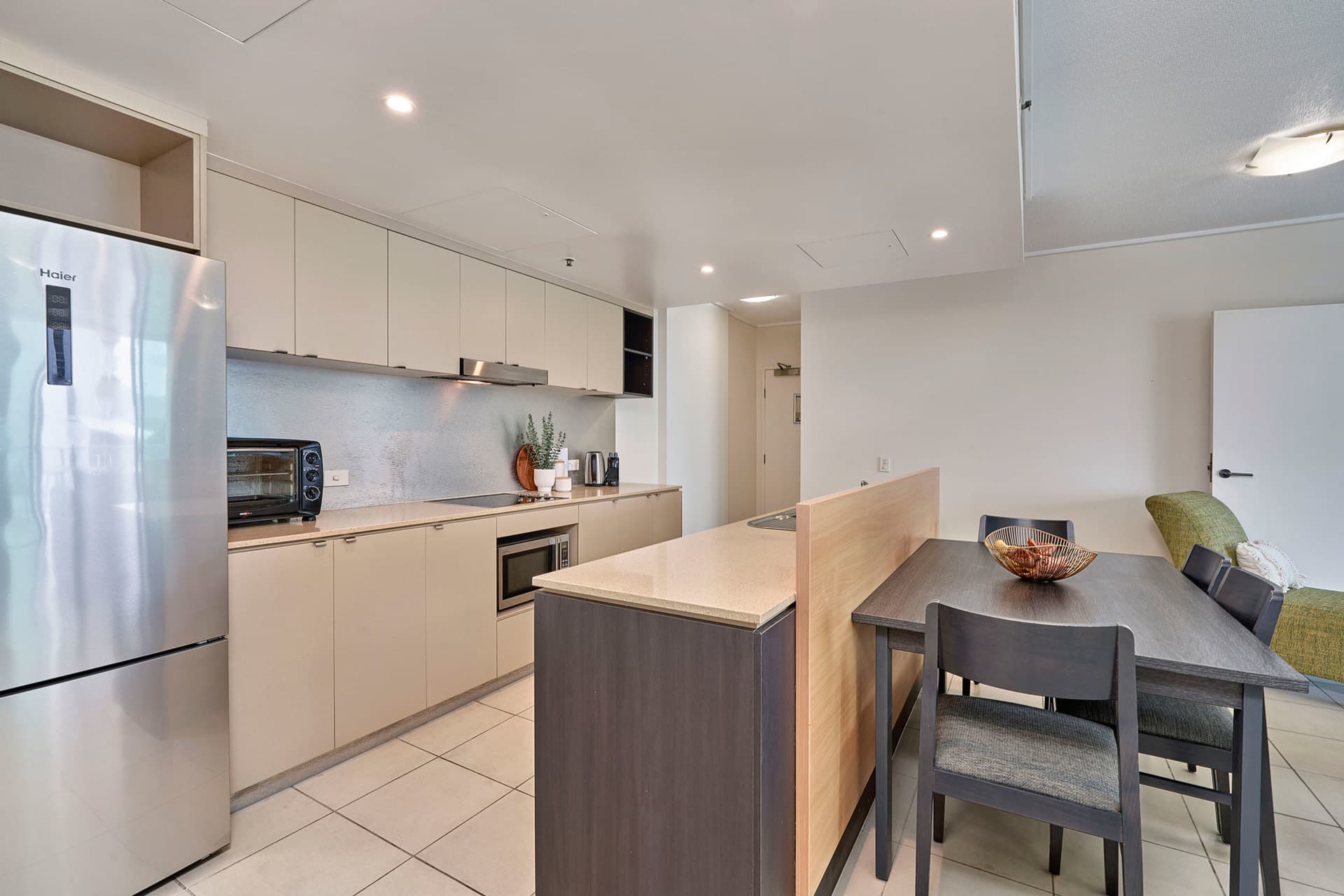 20506/2 Aplin Street, Cairns City, Cairns City - Thumbnail 5