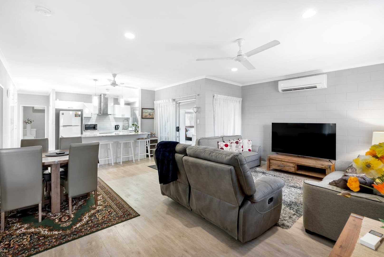 27 Diamond Street, Mount Sheridan, Mount Sheridan - Thumbnail 2