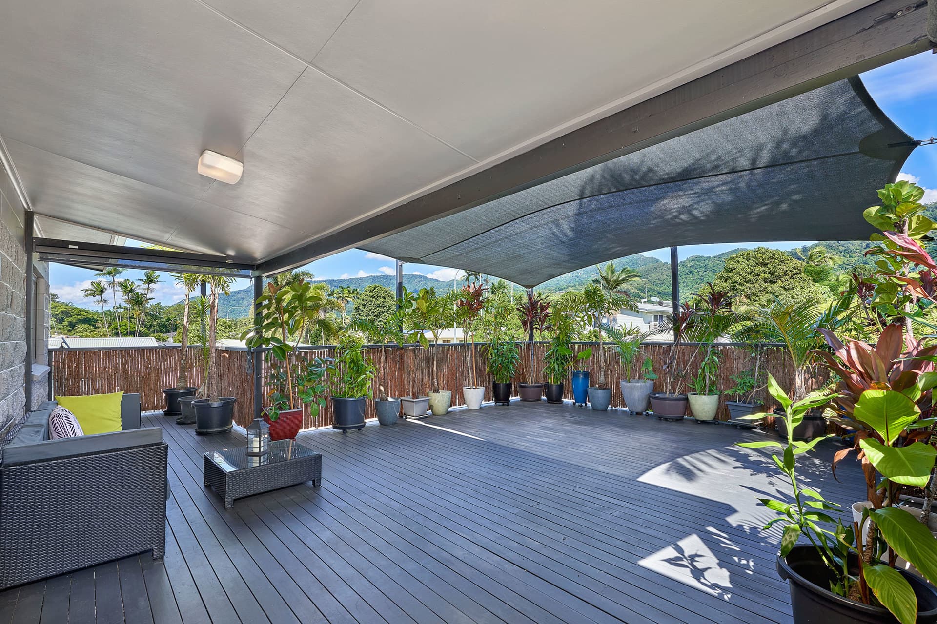 18 Pepperina Street, Mooroobool, Mooroobool - Thumbnail 7
