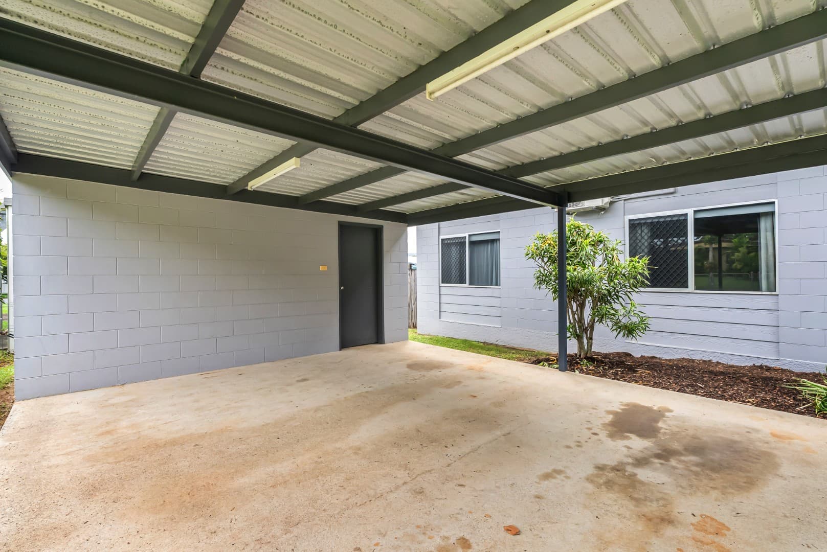 12 Dahlia Close, Mooroobool, Mooroobool - Thumbnail 3