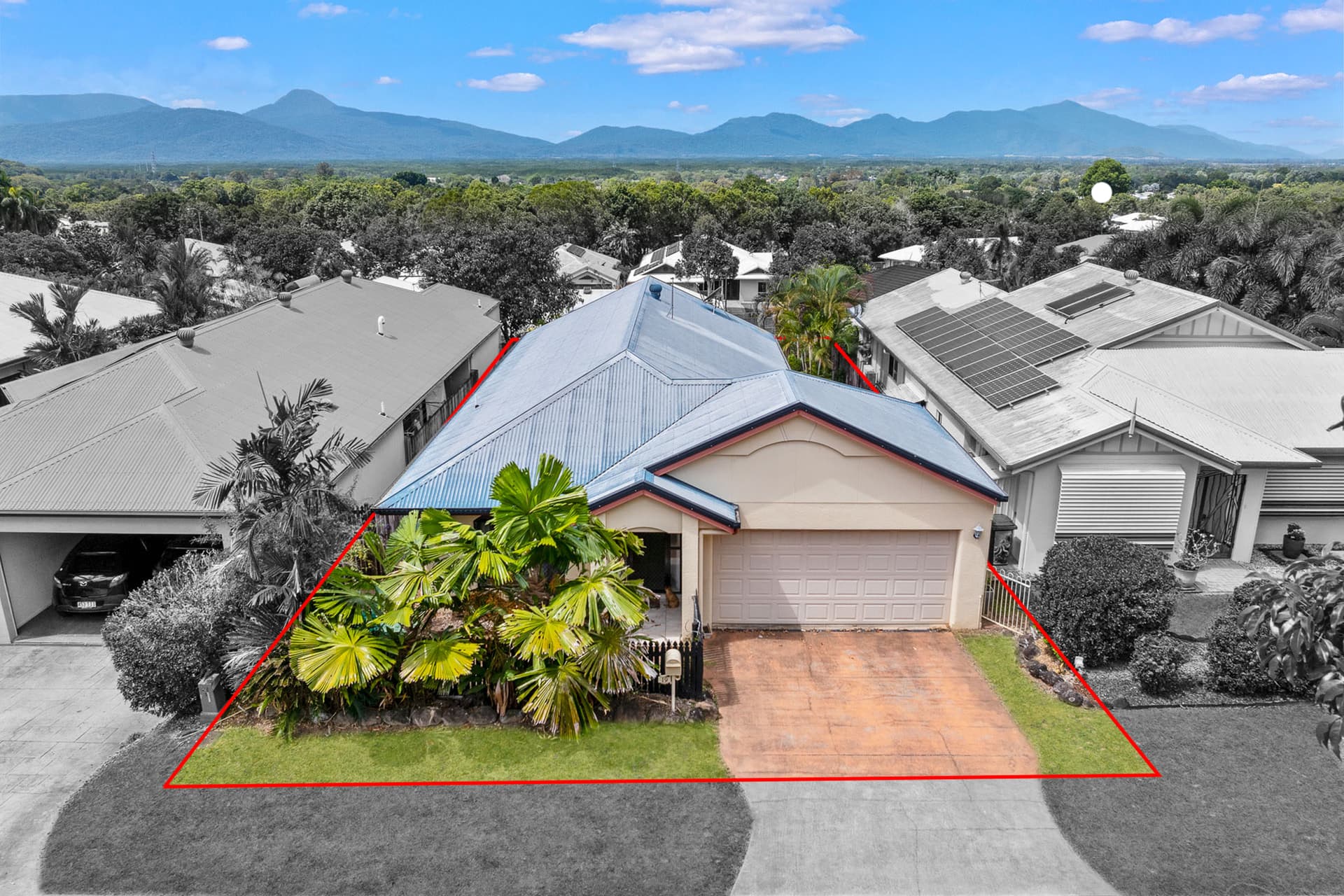 19 Oakblue Drive, Mount Sheridan, Mount Sheridan - Image 1