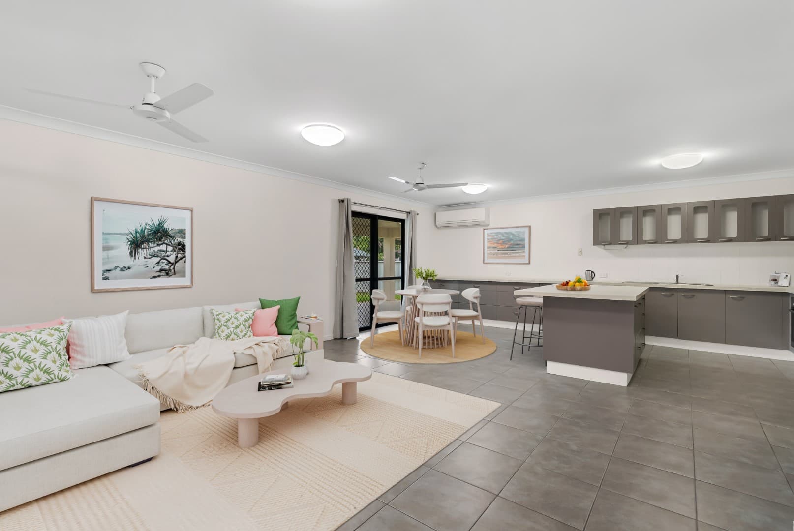 2 Goldberg Close, White Rock, White Rock - Thumbnail 7