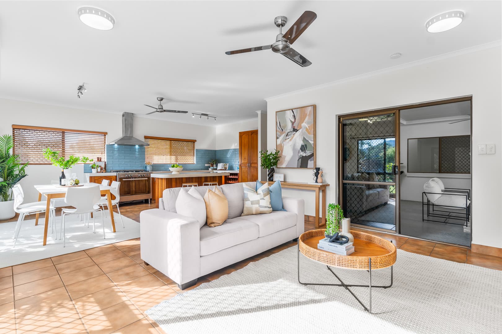 11 Walnut Close, Manoora, Manoora - Image 1