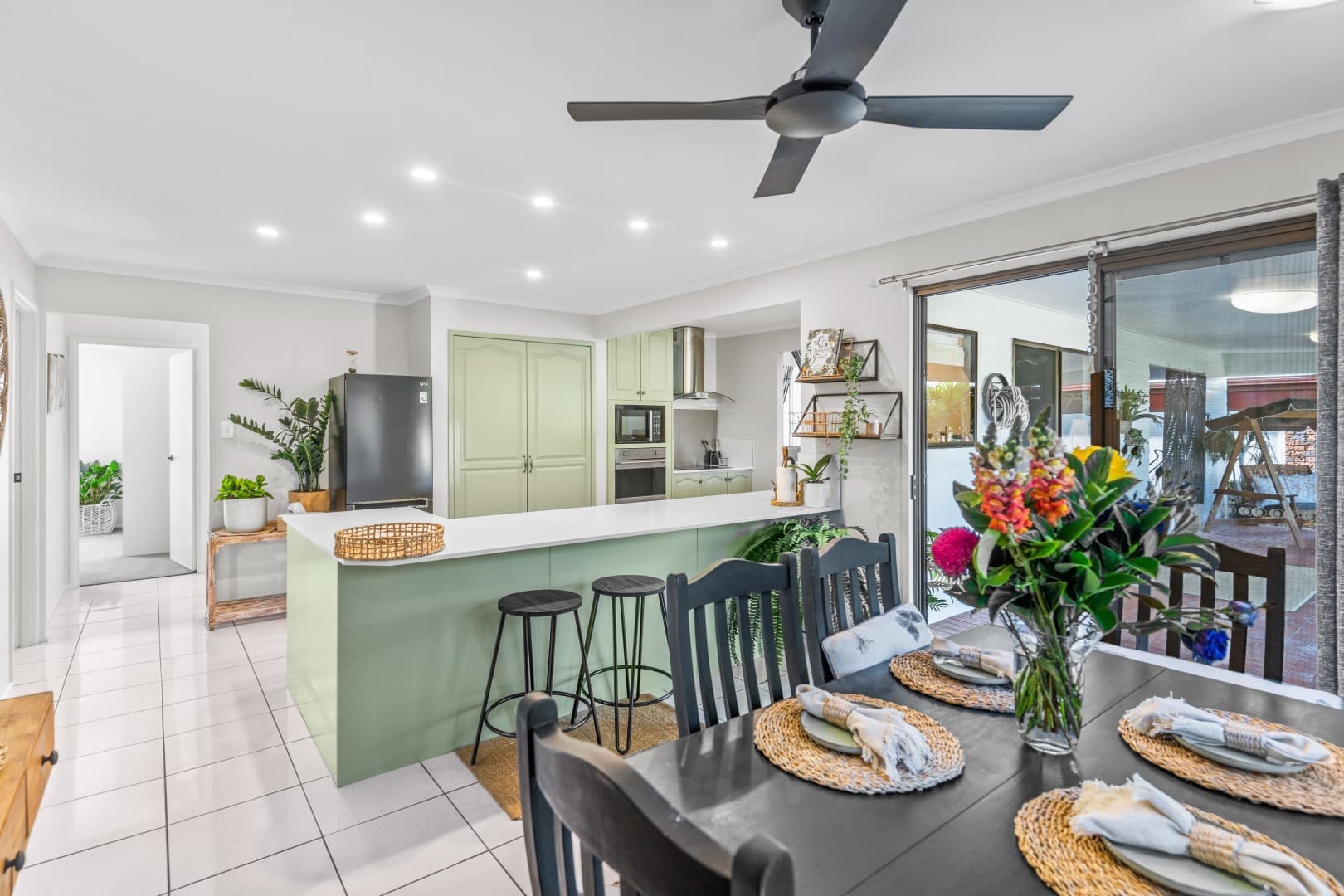 178 Harvey Road, Redlynch, Redlynch - Thumbnail 4