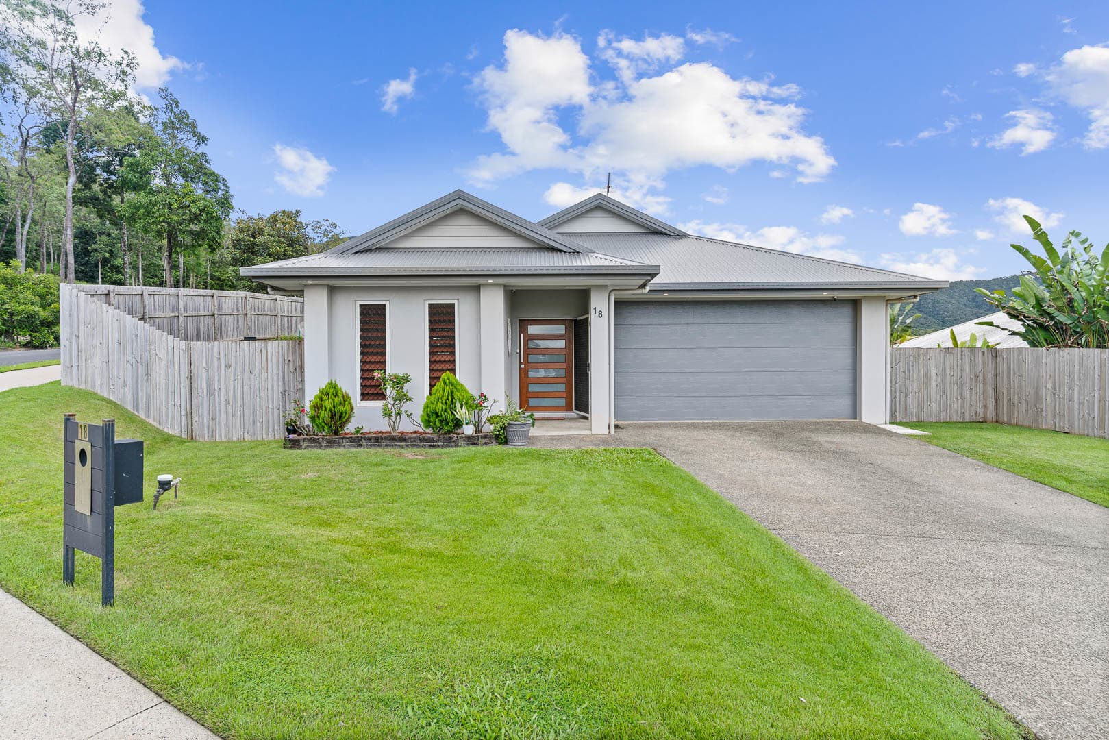 18 Mitchum Street, Edmonton, Edmonton - Image 1