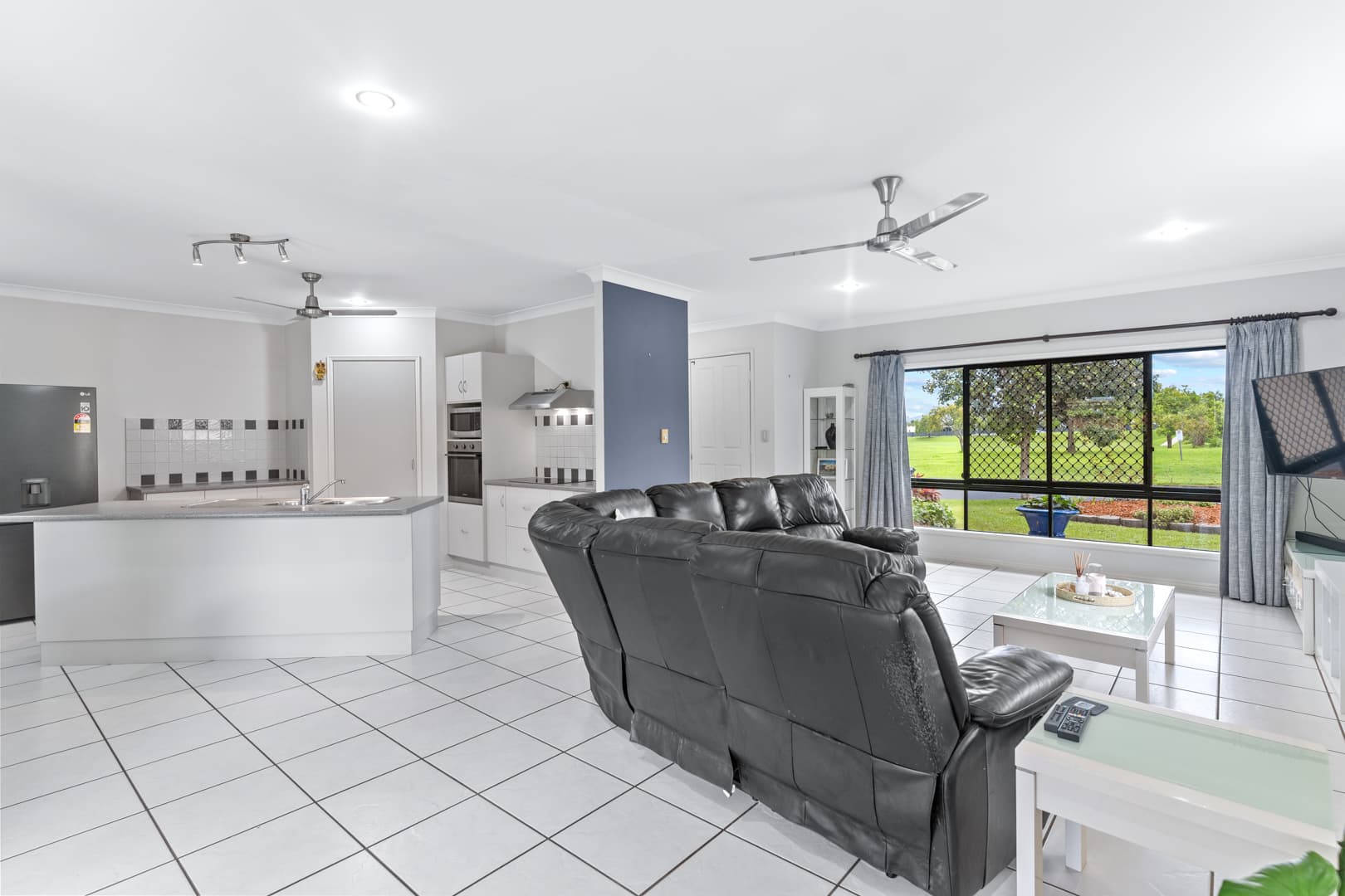 35 Benjamina Street, Mount Sheridan, Mount Sheridan - Thumbnail 3