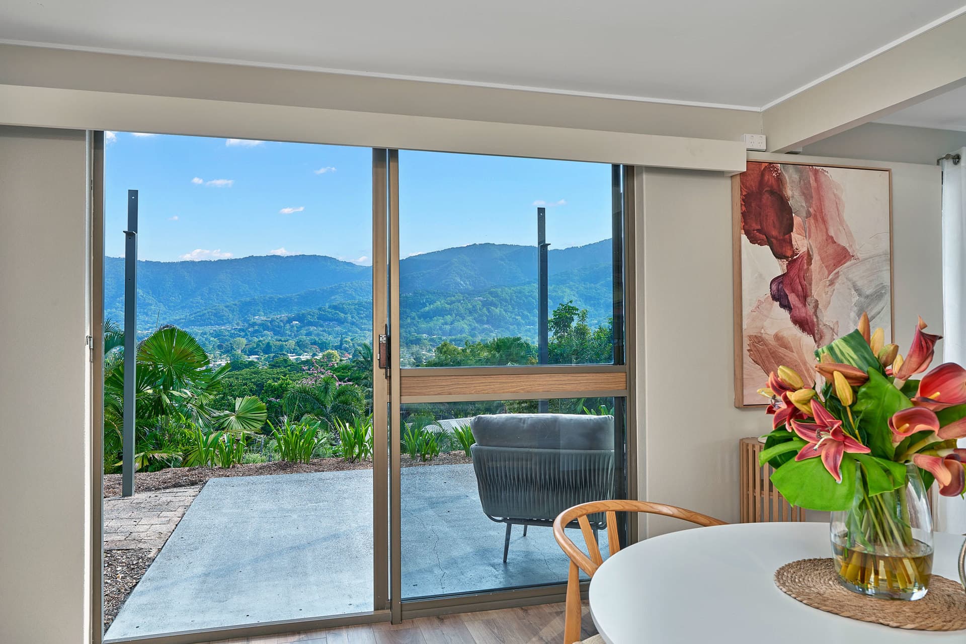 19 Koppen Terrace, Mooroobool, Mooroobool - Thumbnail 5
