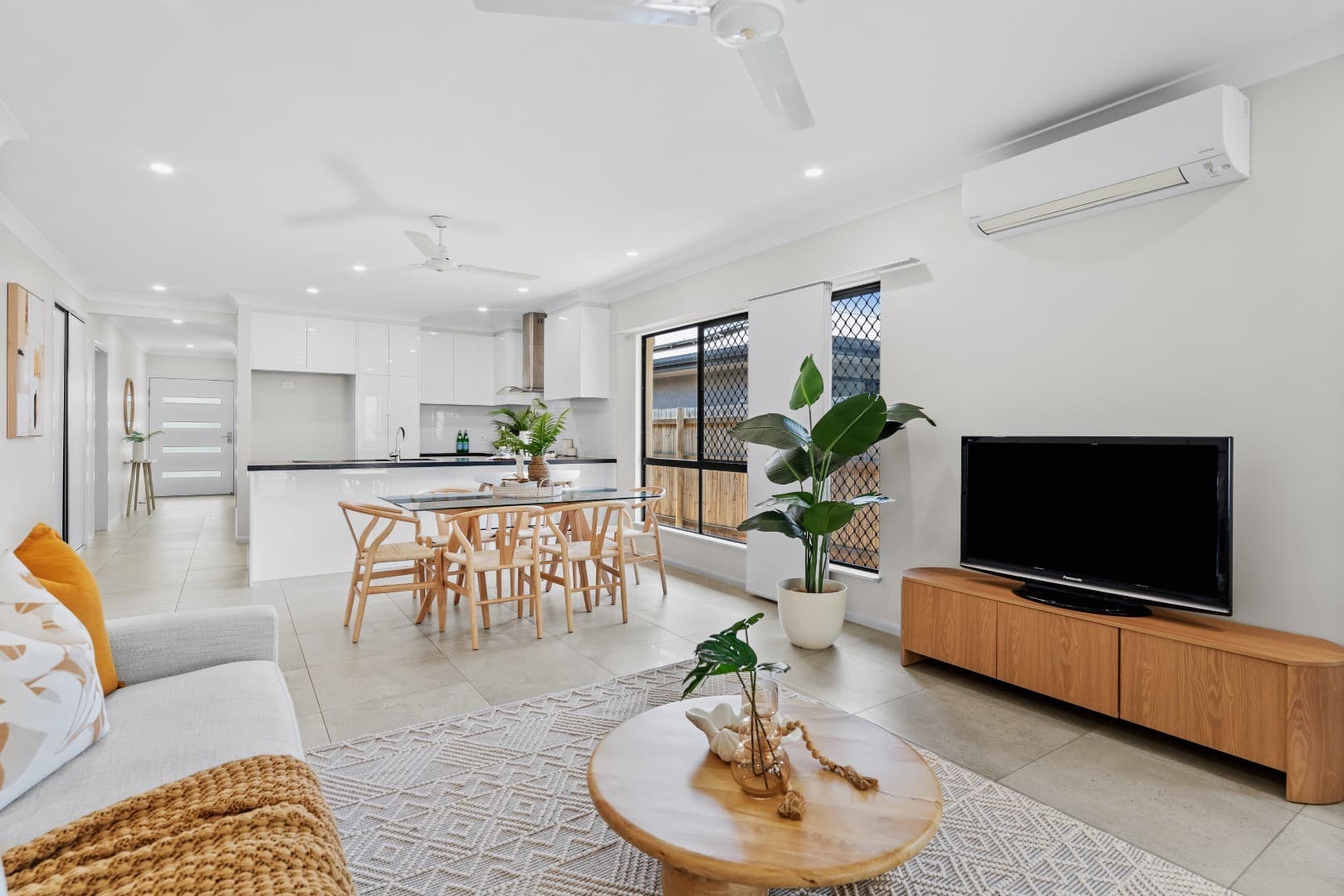 9 Lillydale Way, Trinity Beach, Trinity Beach - Thumbnail 4