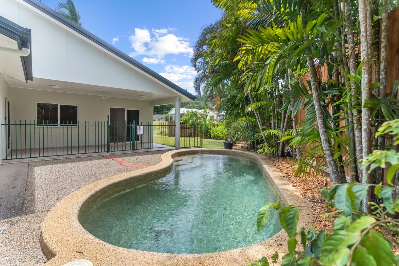 1 Bridge Close, Brinsmead, Brinsmead - Thumbnail 3