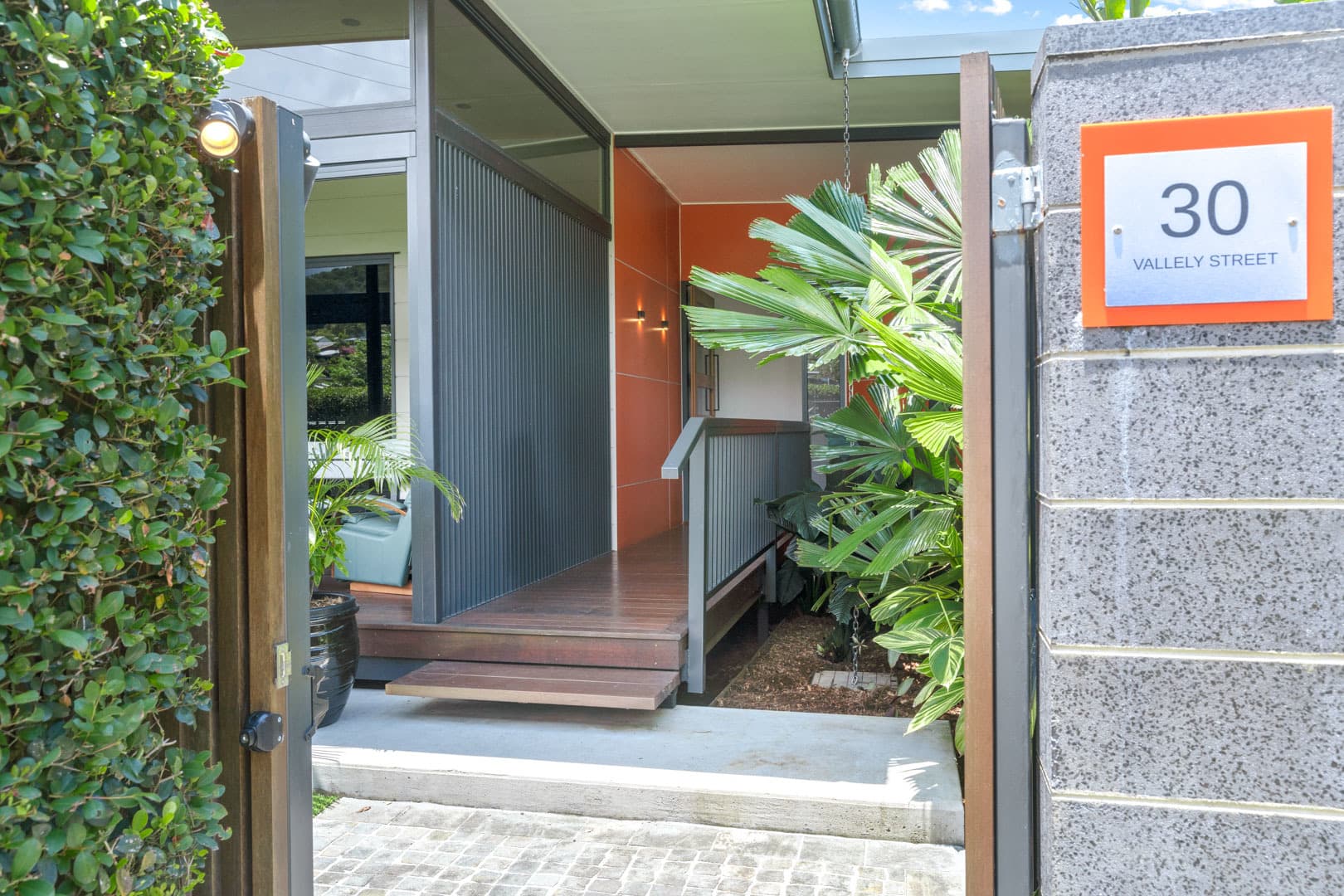 30 Vallely Street, Freshwater, Freshwater - Thumbnail 3