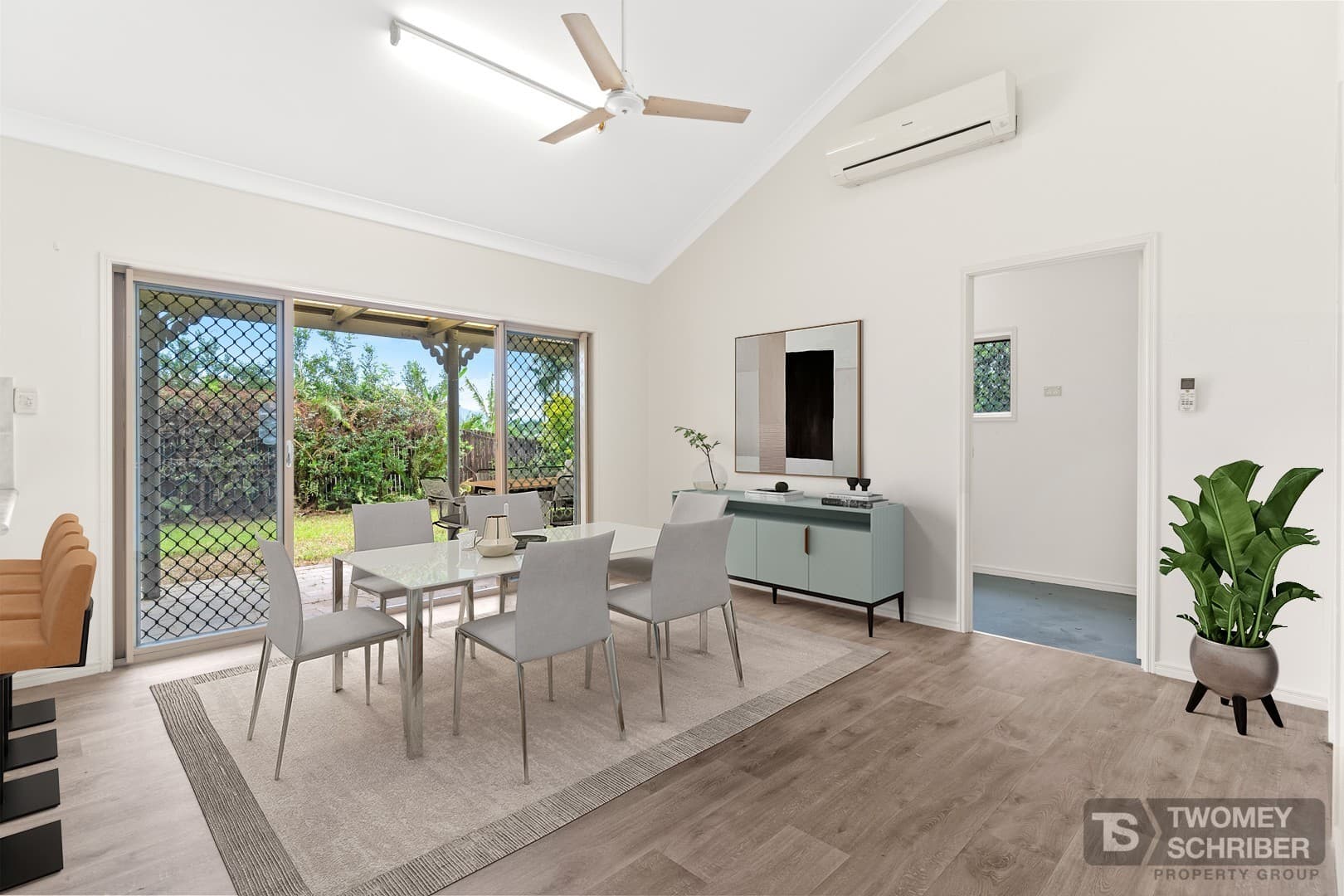 13 Percy Street, Mount Sheridan, Mount Sheridan - Thumbnail 3