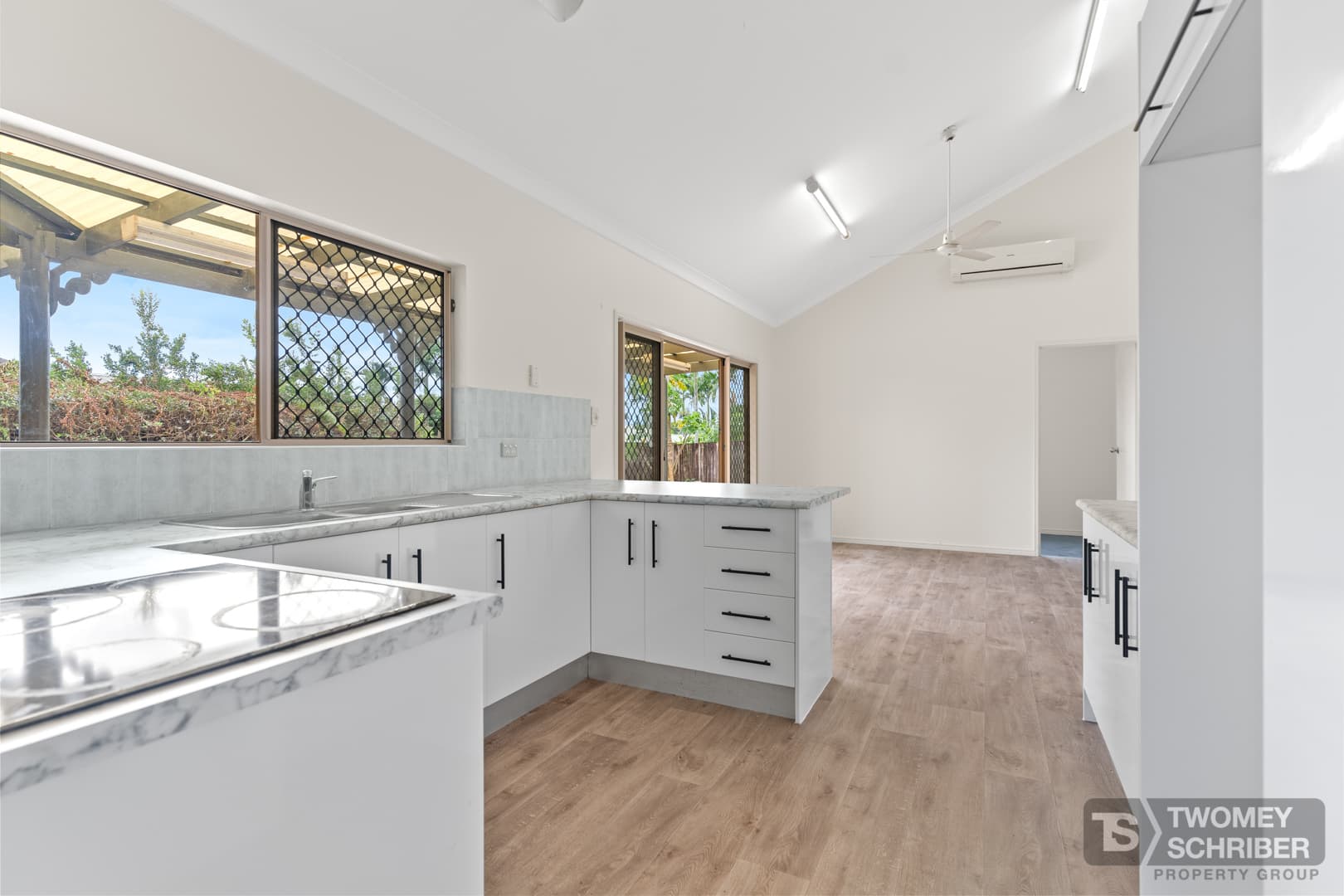 13 Percy Street, Mount Sheridan, Mount Sheridan - Thumbnail 7