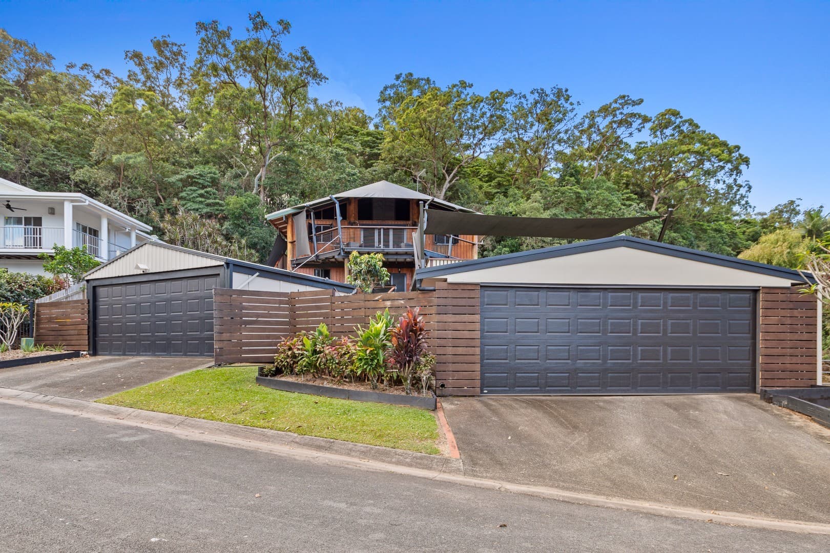 7 Thornton Court, White Rock, White Rock - Image 1