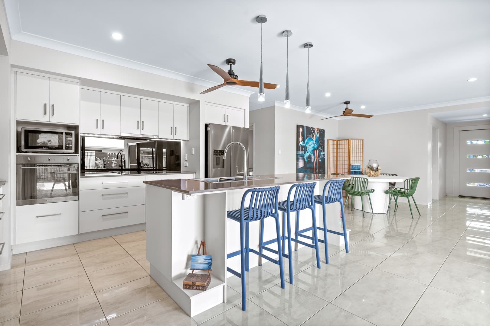 11 Laguna Avenue, Redlynch, Redlynch - Thumbnail 8