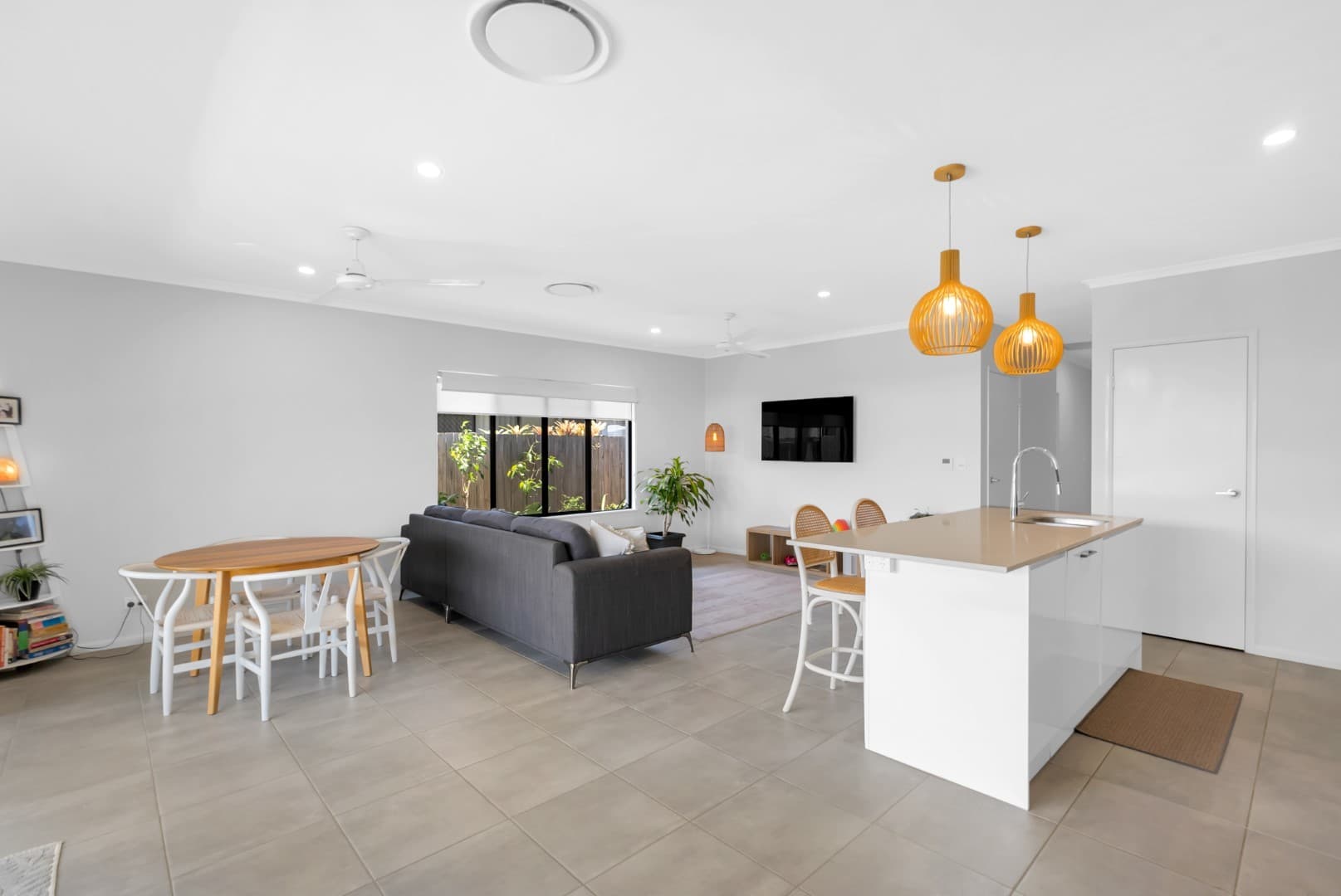 5 Oakdale Close, Trinity Beach, Trinity Beach - Thumbnail 5