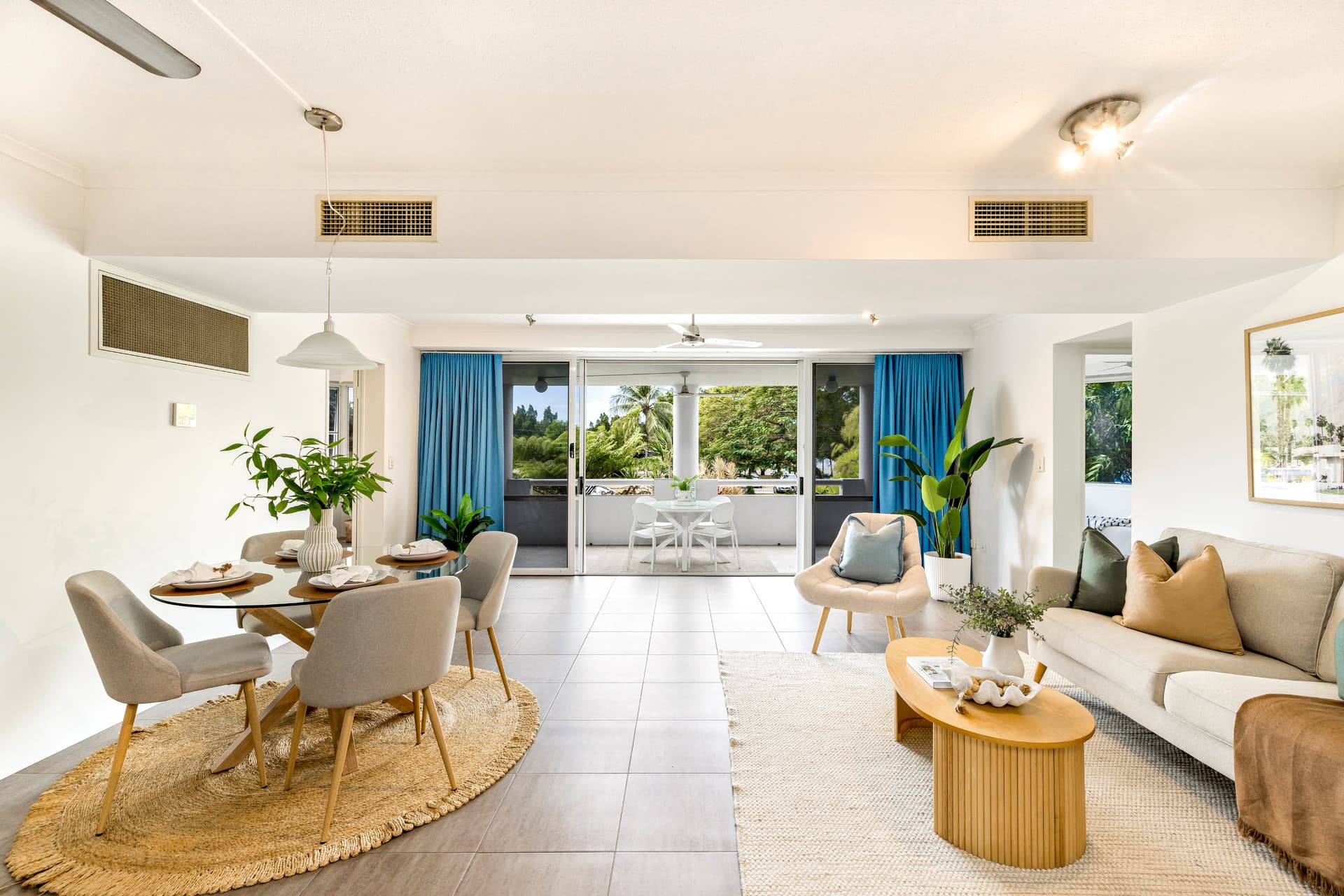 202/279 Esplanade , Cairns North, Cairns North - Thumbnail 2