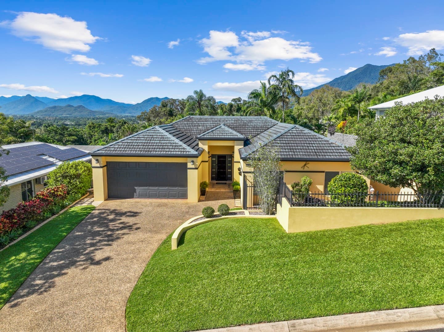 7 Aspen Close, Mount Sheridan, Mount Sheridan - Image 1